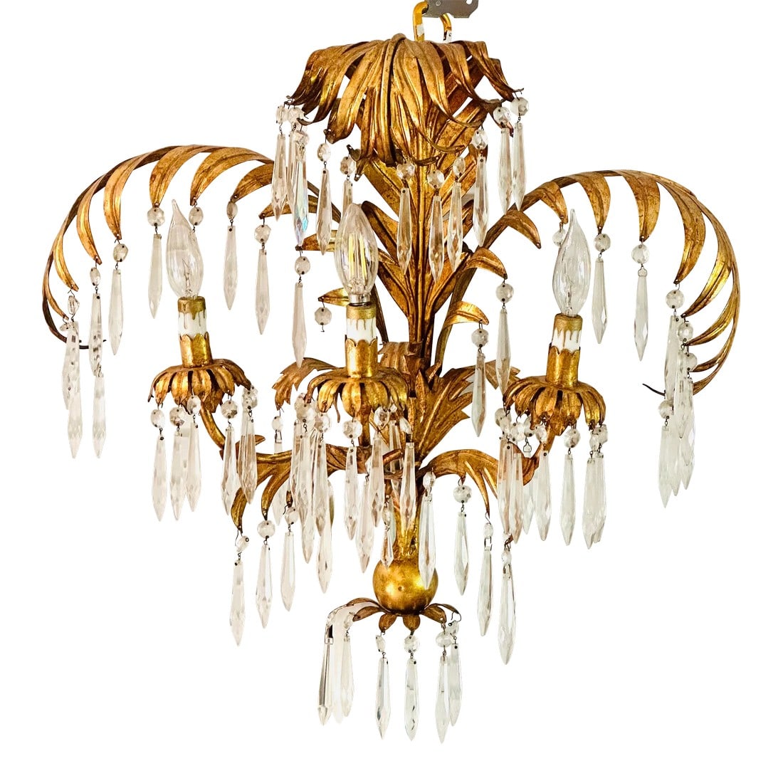 Vintage Palm Tree Tole Sconce: Vintage Italian gilt metal sconce palm tree with three lights will help you achieve the effect of a luxurious tropical room. Add style and prestige to your decors with this unique crystal sconce. 