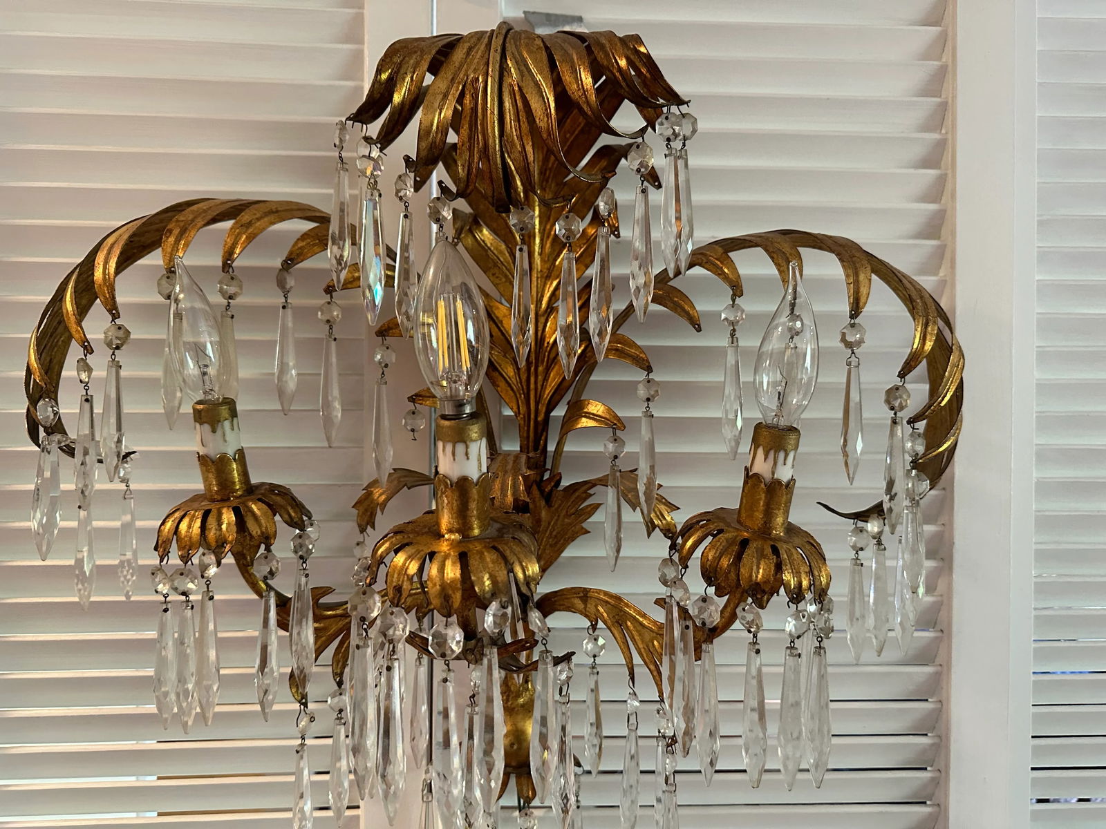 Vintage Palm Tree Tole Sconce - 6