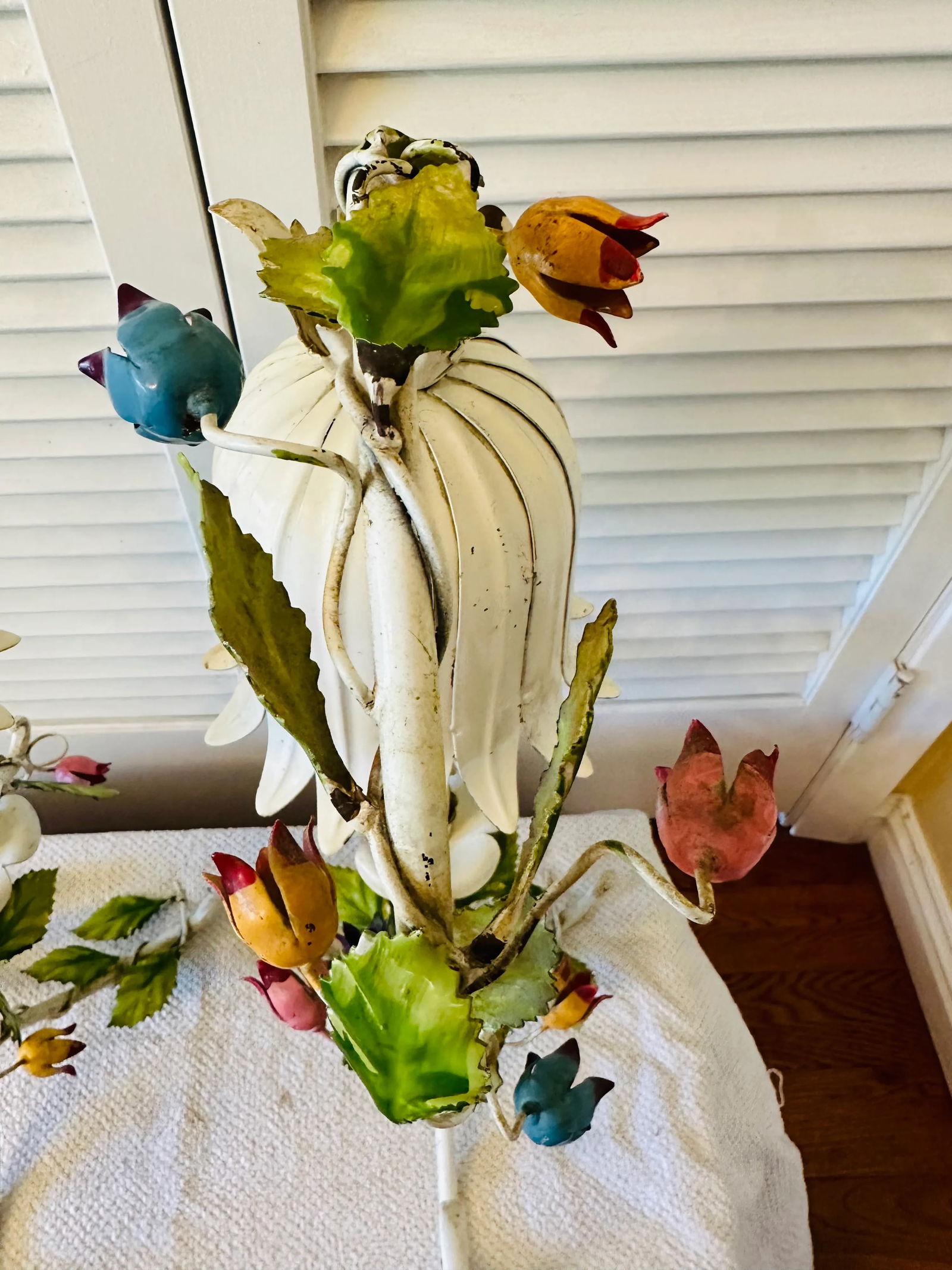 Italian Tole Metal Flower Table Lamps Metal Tulip Shades- a Pair - 3