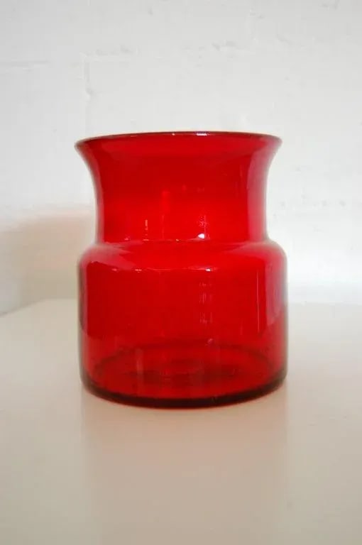 Vintage Erik Höglund Mid-Century Signed Ruby Red Art Glass Vase for Boda C. 1960s - 3