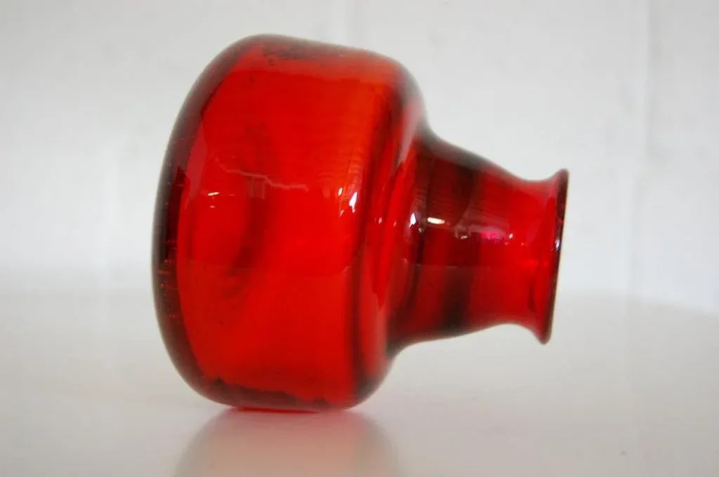 Vintage Erik Höglund Signed Ruby Red Swedish Art Glass Vase for Boda C. 1960 - 5