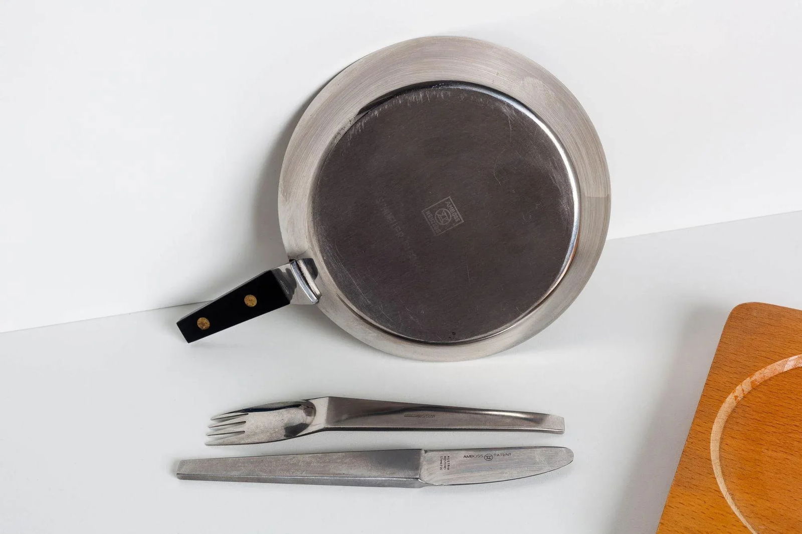 Carl Aubock Tableware Service Tray and Skillet for Two With Amboss 2060 Flatware - 4