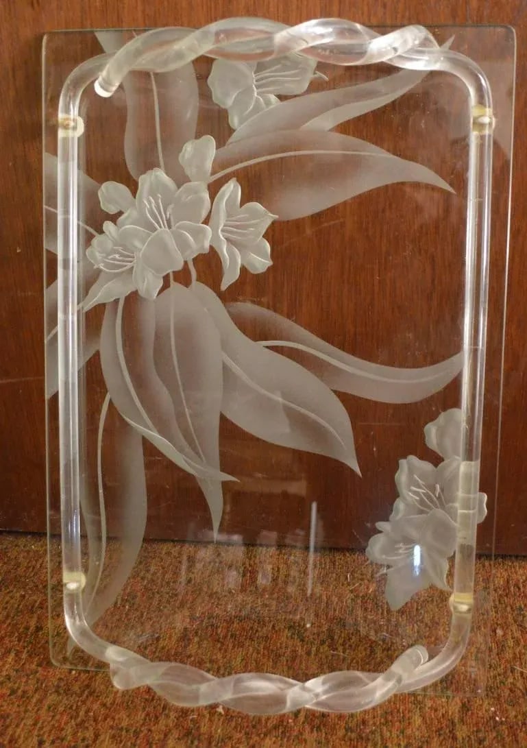 1940s Dorothy Thorpe Etched Glass and Lucite Tray - 3