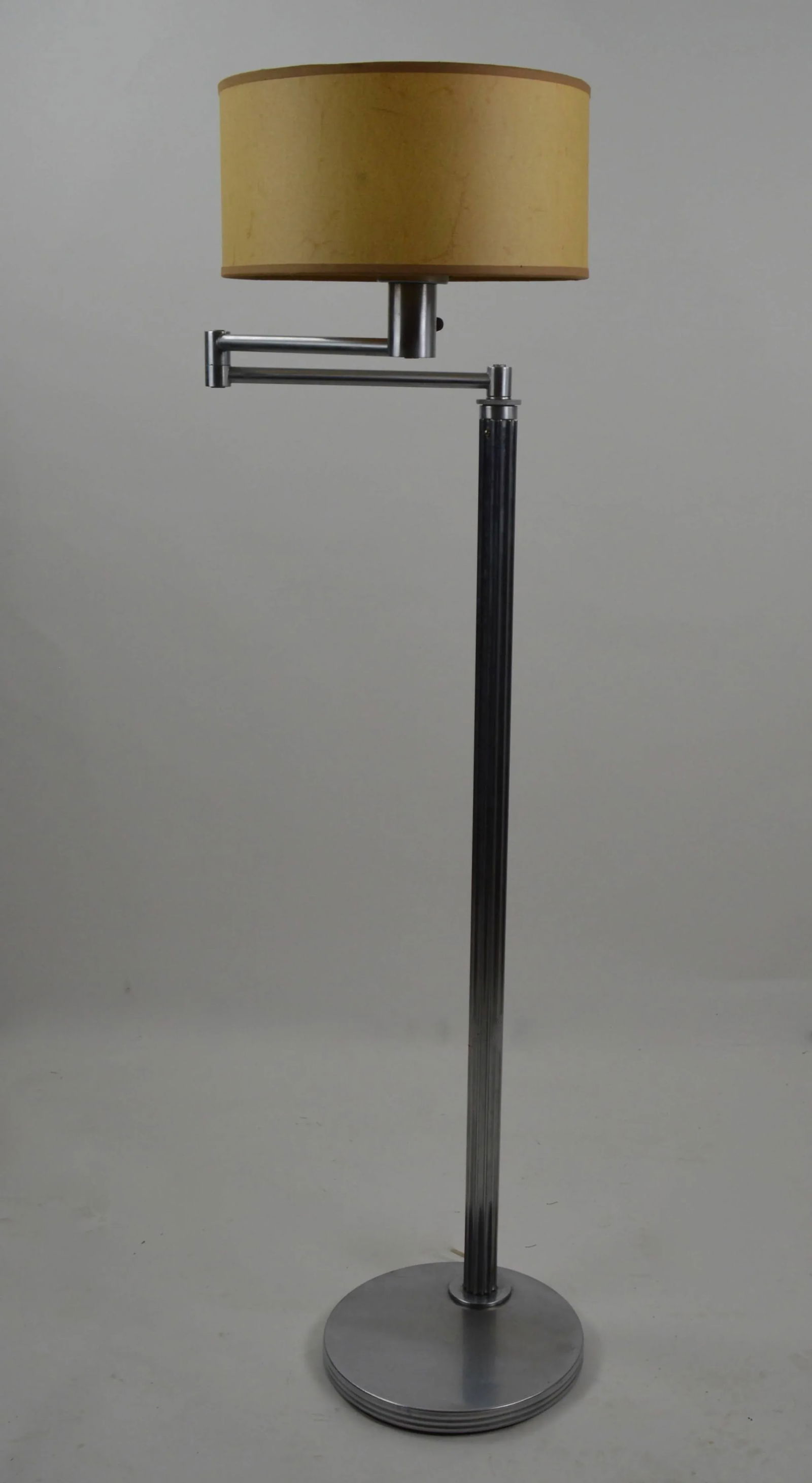 Mid 20th Century Walter Von Nessen Floor Lamp Early Version - 3