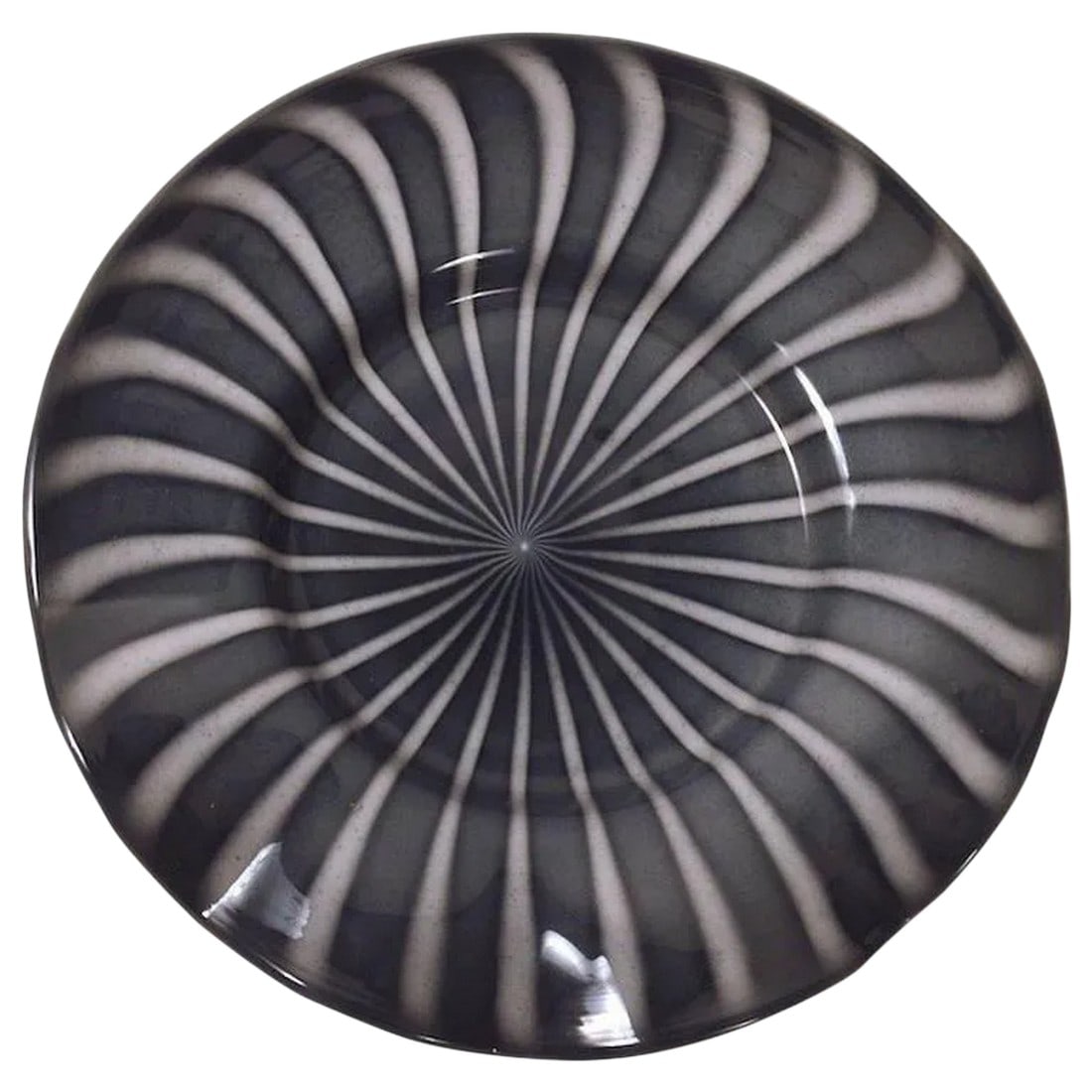 Large Murano Platter Centerpiece Bowl Attributed to Barbini: This impressive Murano glass plate exhibits all the hallmarks of Alfredo Barbini, however it is unsigned. The top surface is grey and white strips, the underside is white, with a polished pontil.