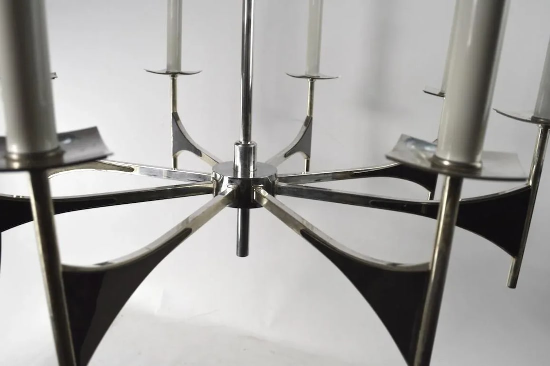 Eight-Light Spoke Chandelier by Sciolari - 8