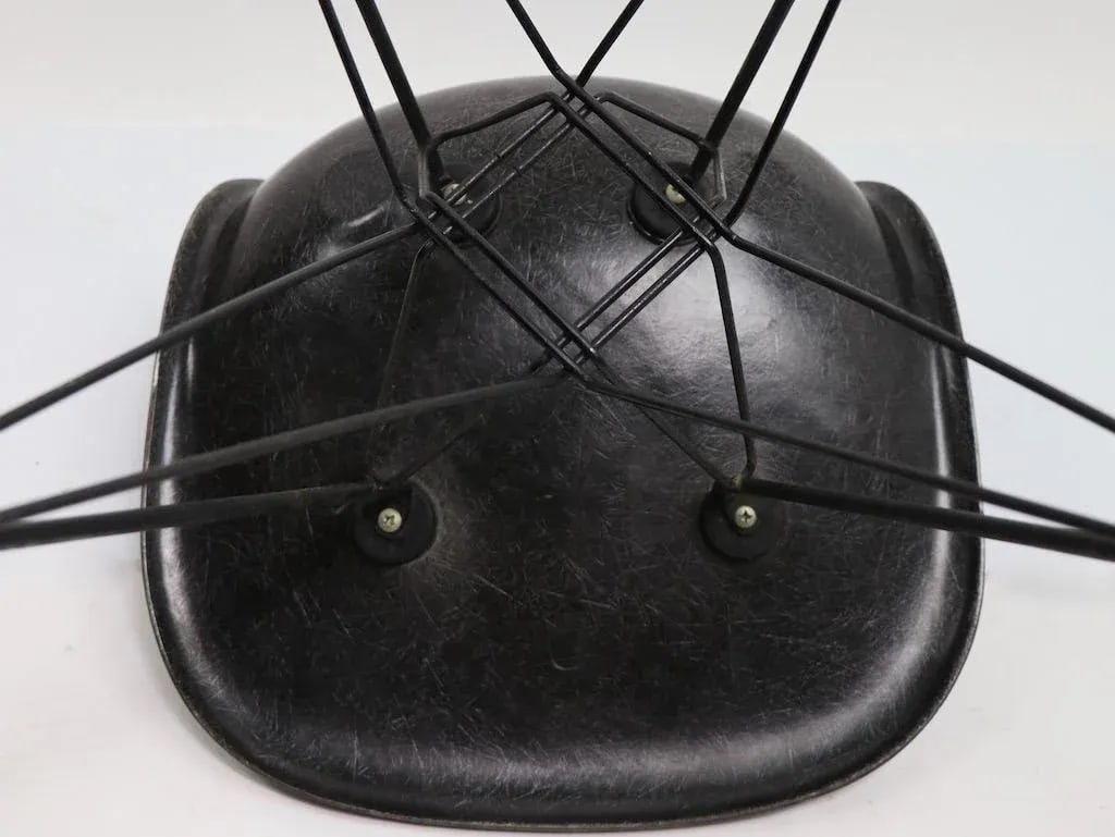 Eames Grey Fiberglass Dsr on Eiffel Tower Base - 7