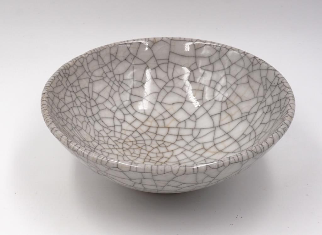 1959 Harding Black Crackle Glaze Bowl - 4