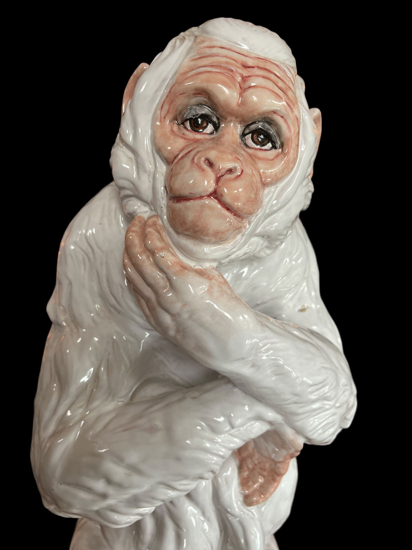 Large 1960s Italian Faenza Barbotine Ceramic Statue of a White Majolica Capuchin Monkey - 7