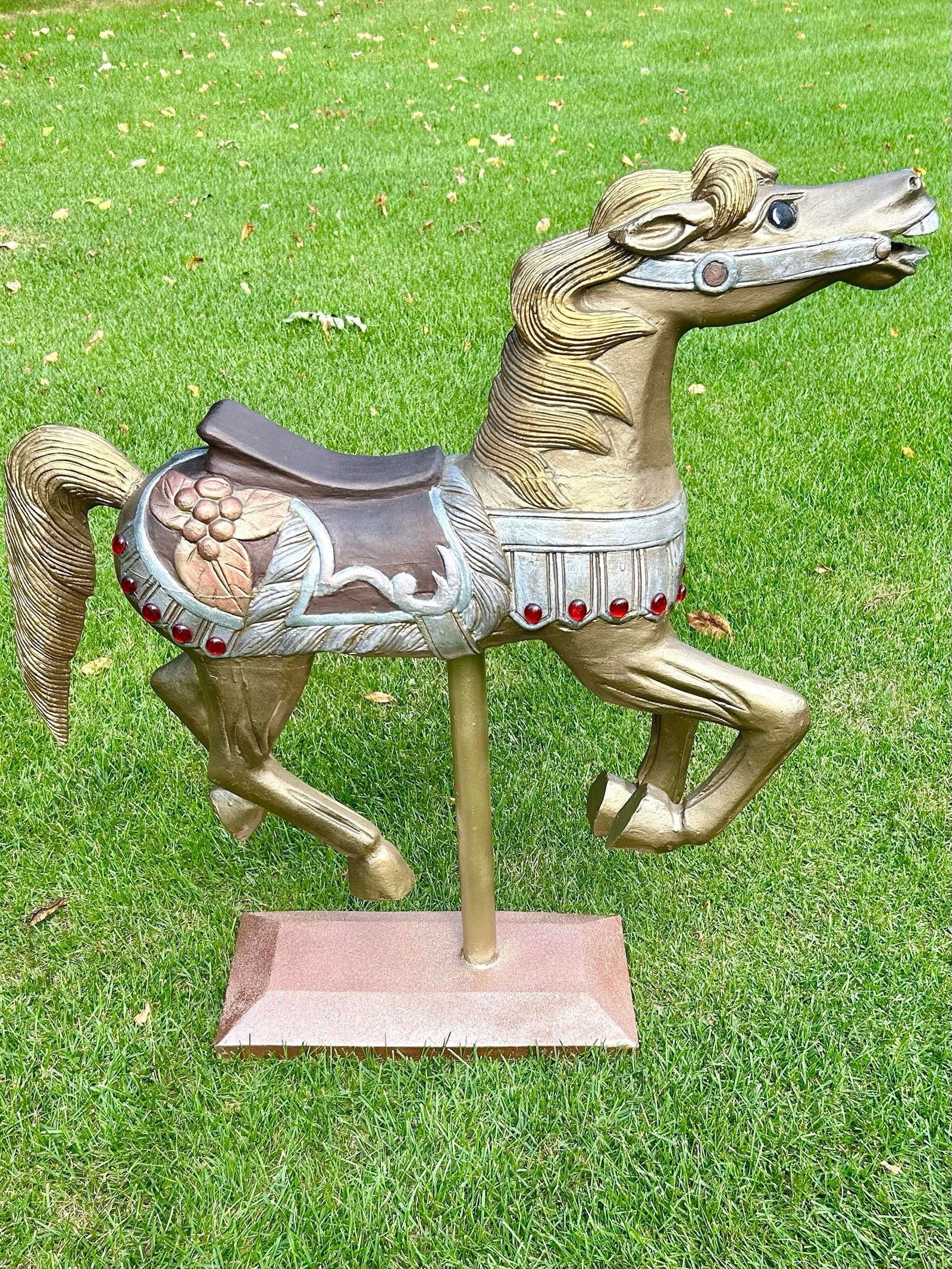 Mid 20th Century Carved Wooden Carousel Horse, Painted in Metallics, With Original Wooden Base and M - 3