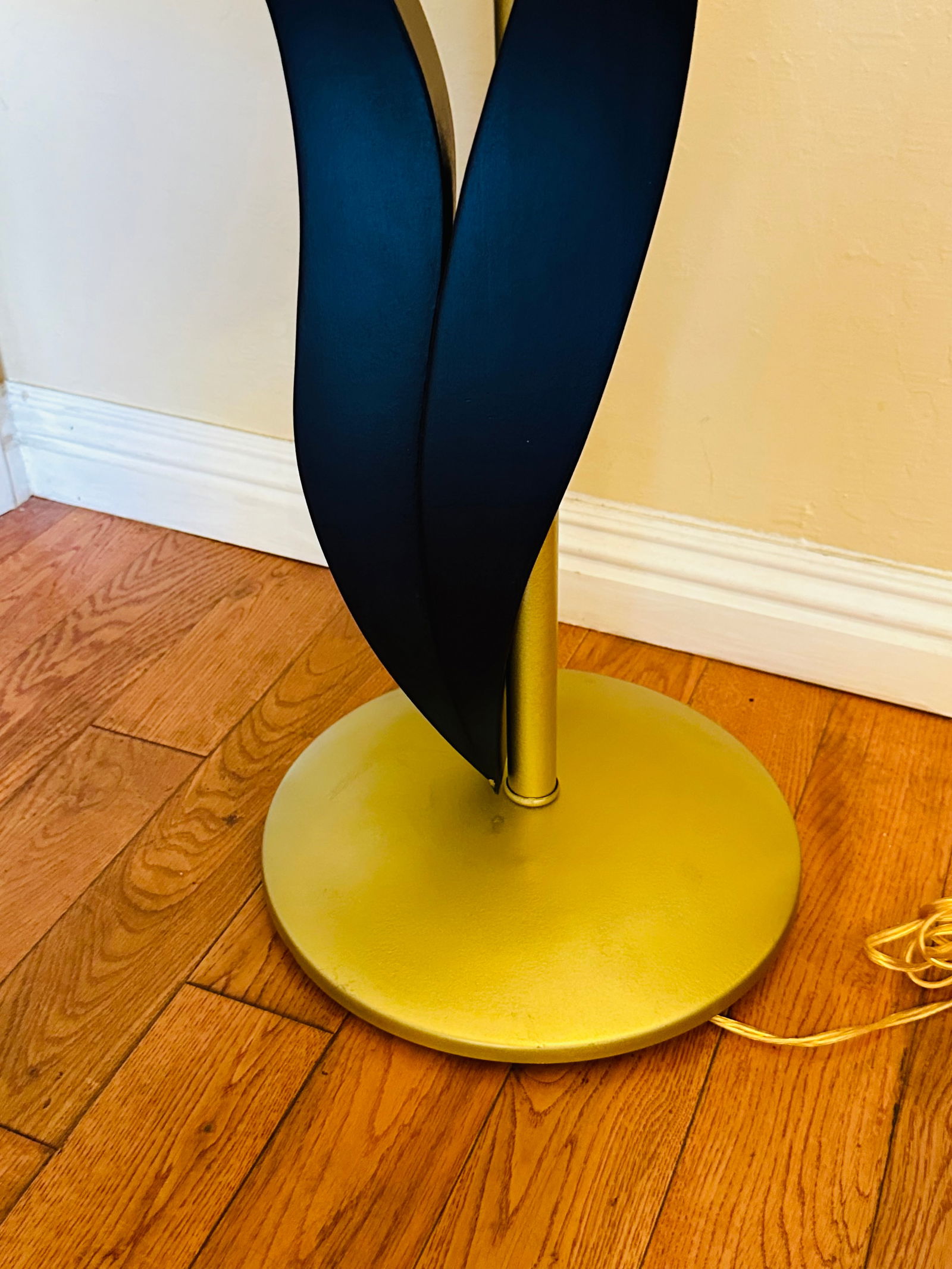 Mid Century Sculpture Table Floor Lamp - 5