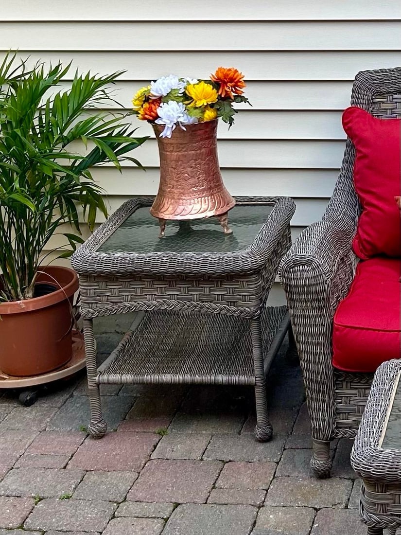 Mid 20th Century Large Copper and Bronze Etched Middle Eastern/ Persian Jardiniere or Vase With Feet - 2