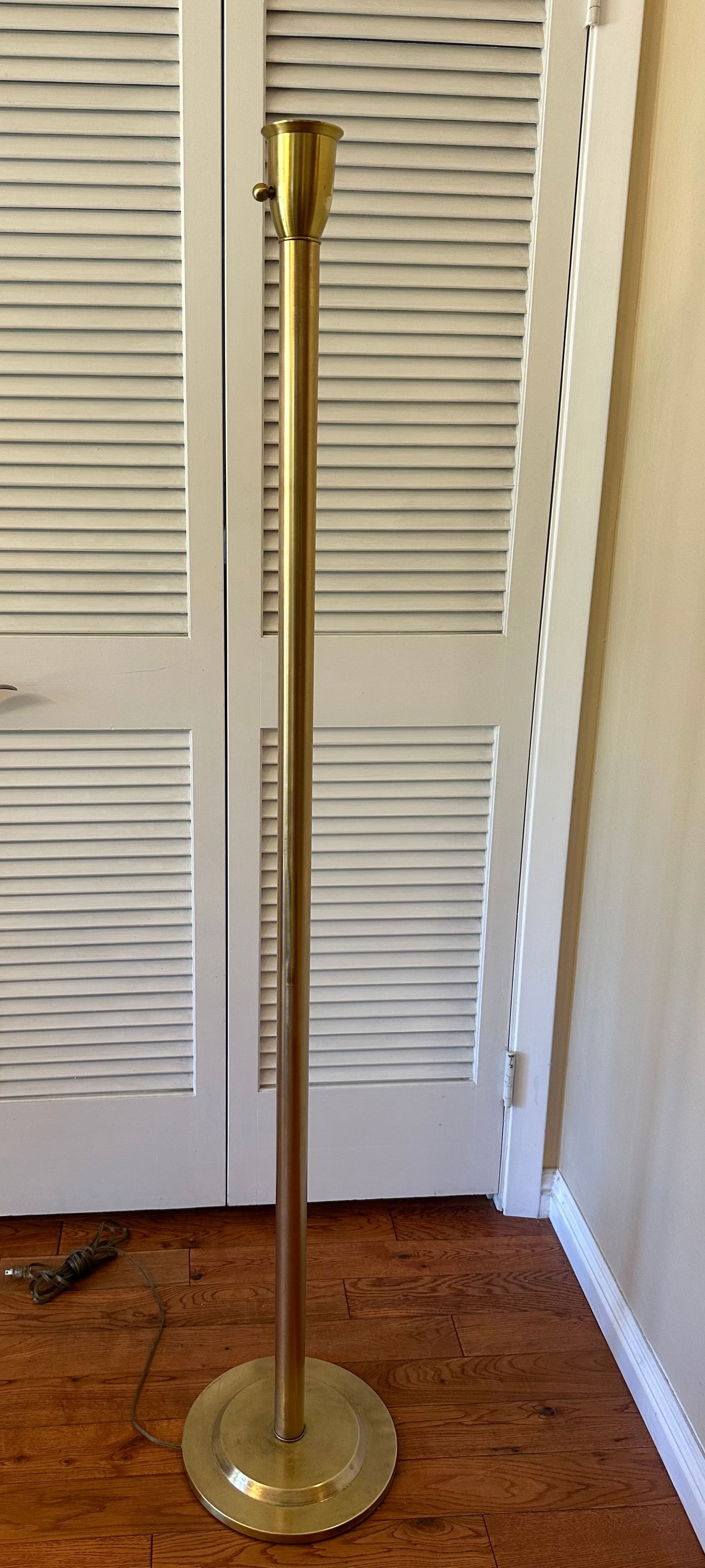 Mid Century Brass Floor Lamp With Vianne Glass Trumpet Shade - 5