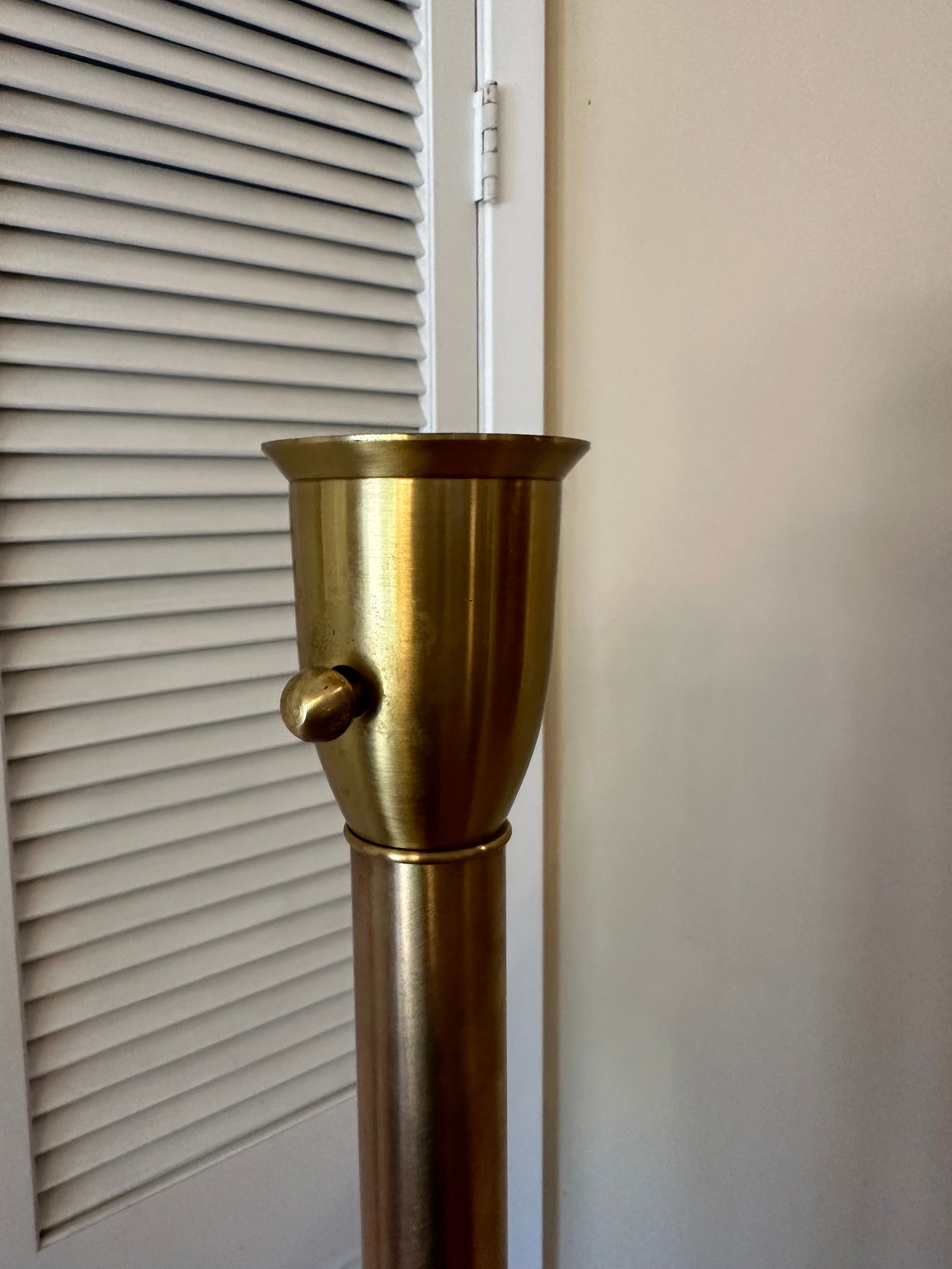 Mid Century Brass Floor Lamp With Vianne Glass Trumpet Shade - 7