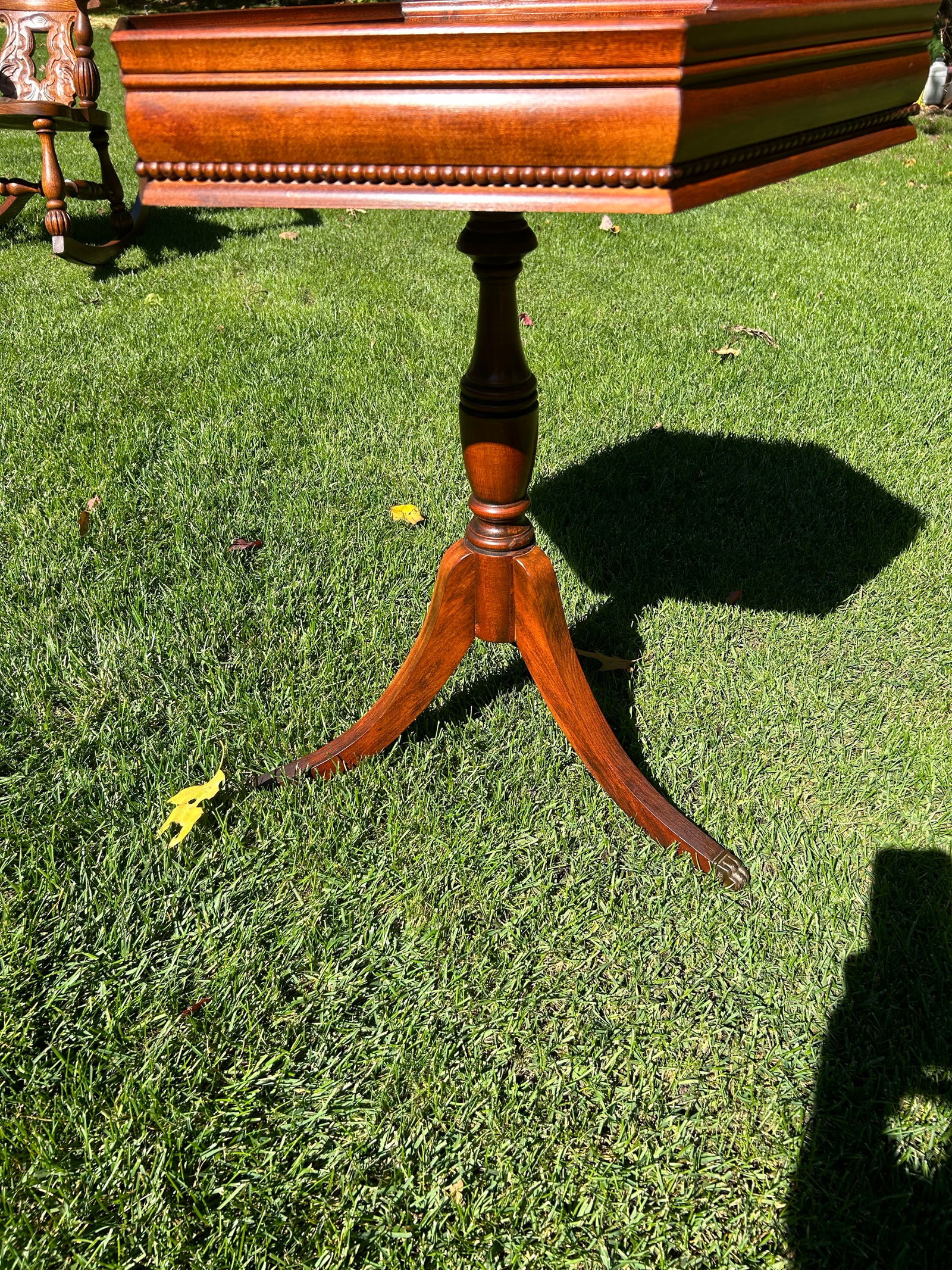 Vintage, 1930's, Winchendon, Pedestal, Mahogany, Hexagonal Accent/All-Occassion Table, With Detail - 12
