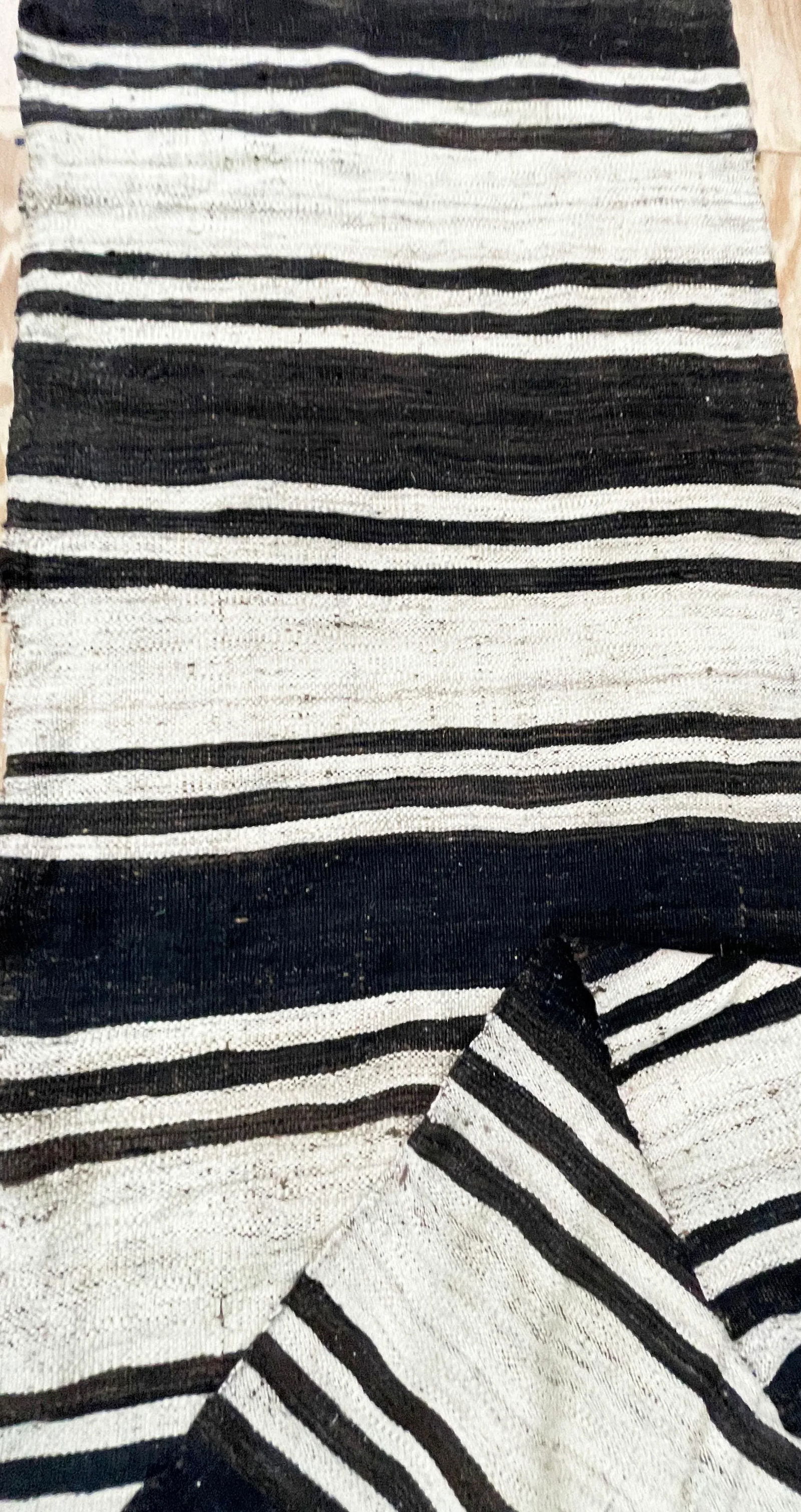 Mazanderan Kilim, Long Runner - 4