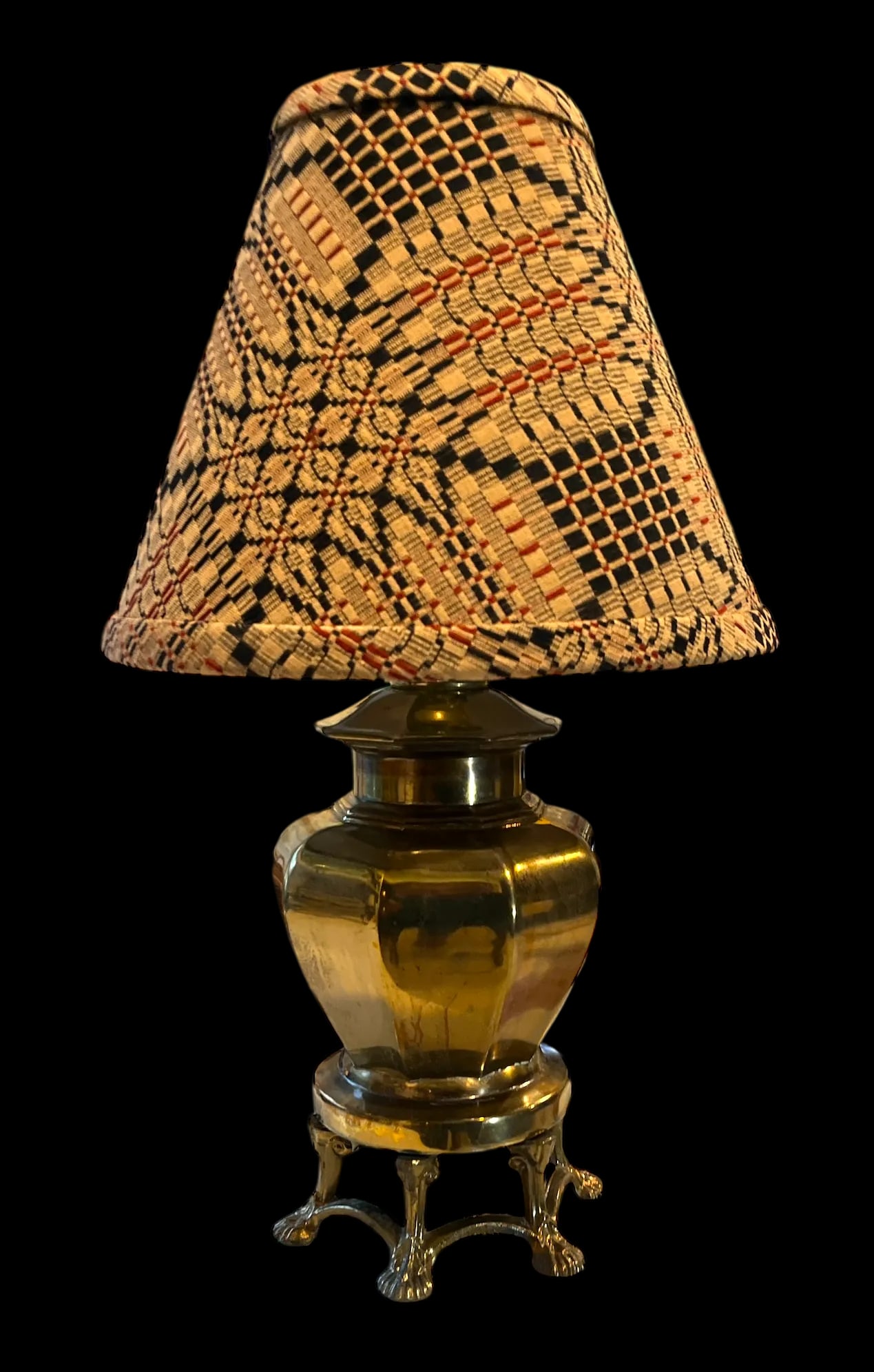 1960s Brass Chinoiserie Ginger Jar Lamp Accent Lamp Footed Lion Paws Cloth Lampshade - 3