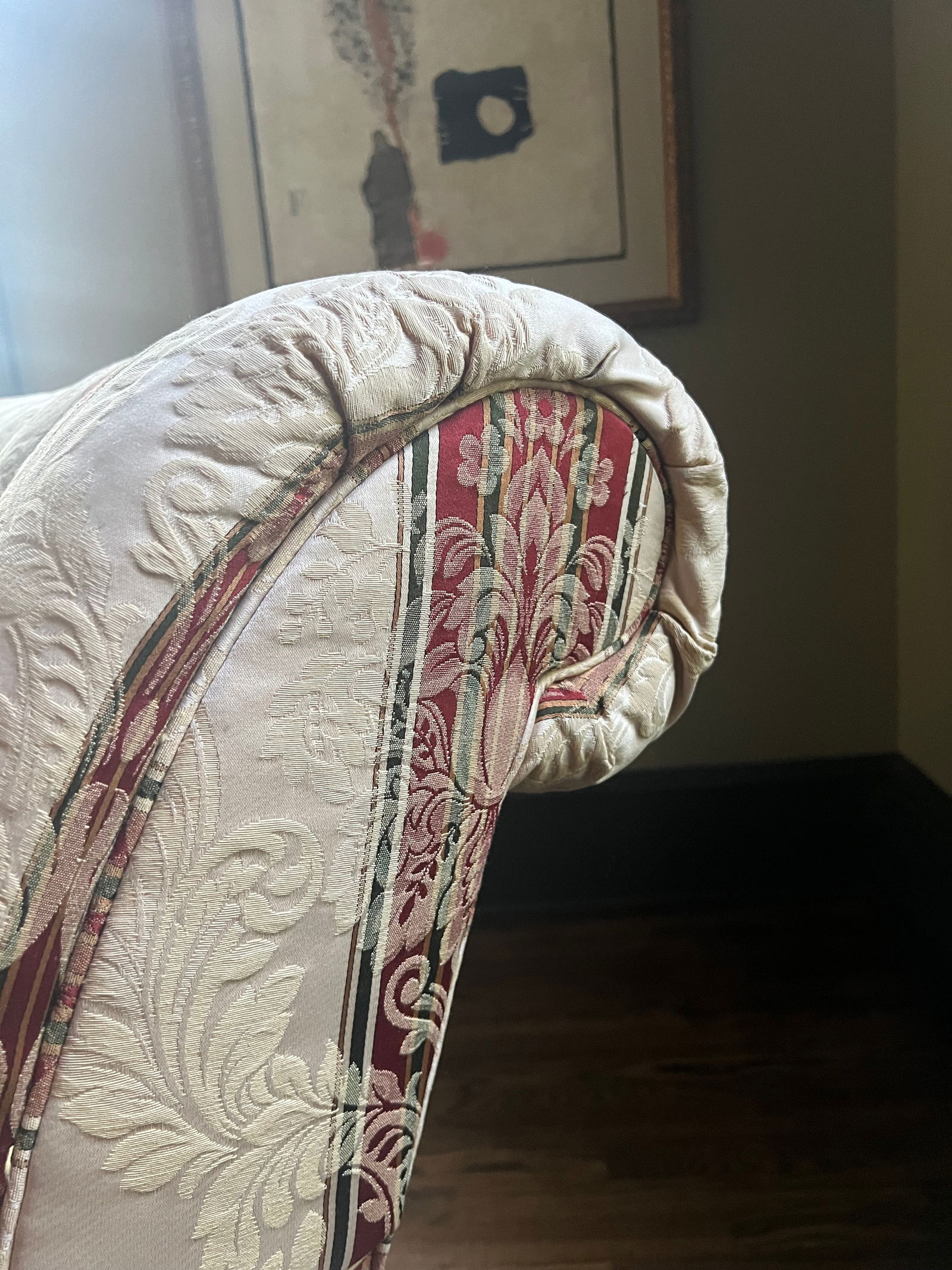 Henredon Club Chair With Tufted Back and Skirted Base - 4