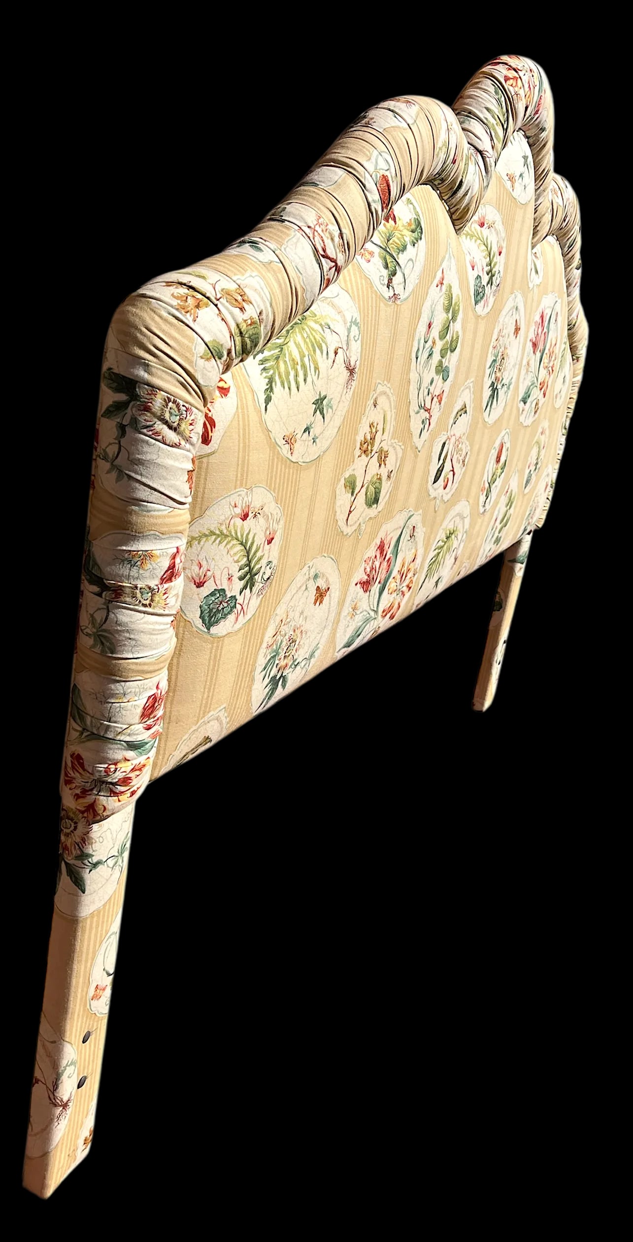 Upholstered King Headboard in Ditchley by Colefax and Fowler 1990s Discontinued - 4