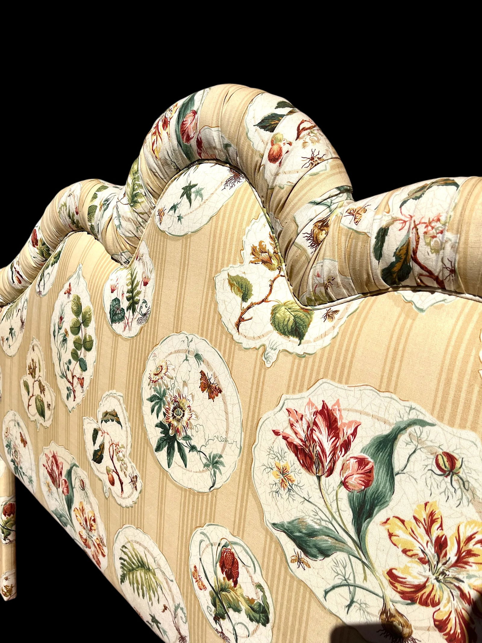 Upholstered King Headboard in Ditchley by Colefax and Fowler 1990s Discontinued - 5