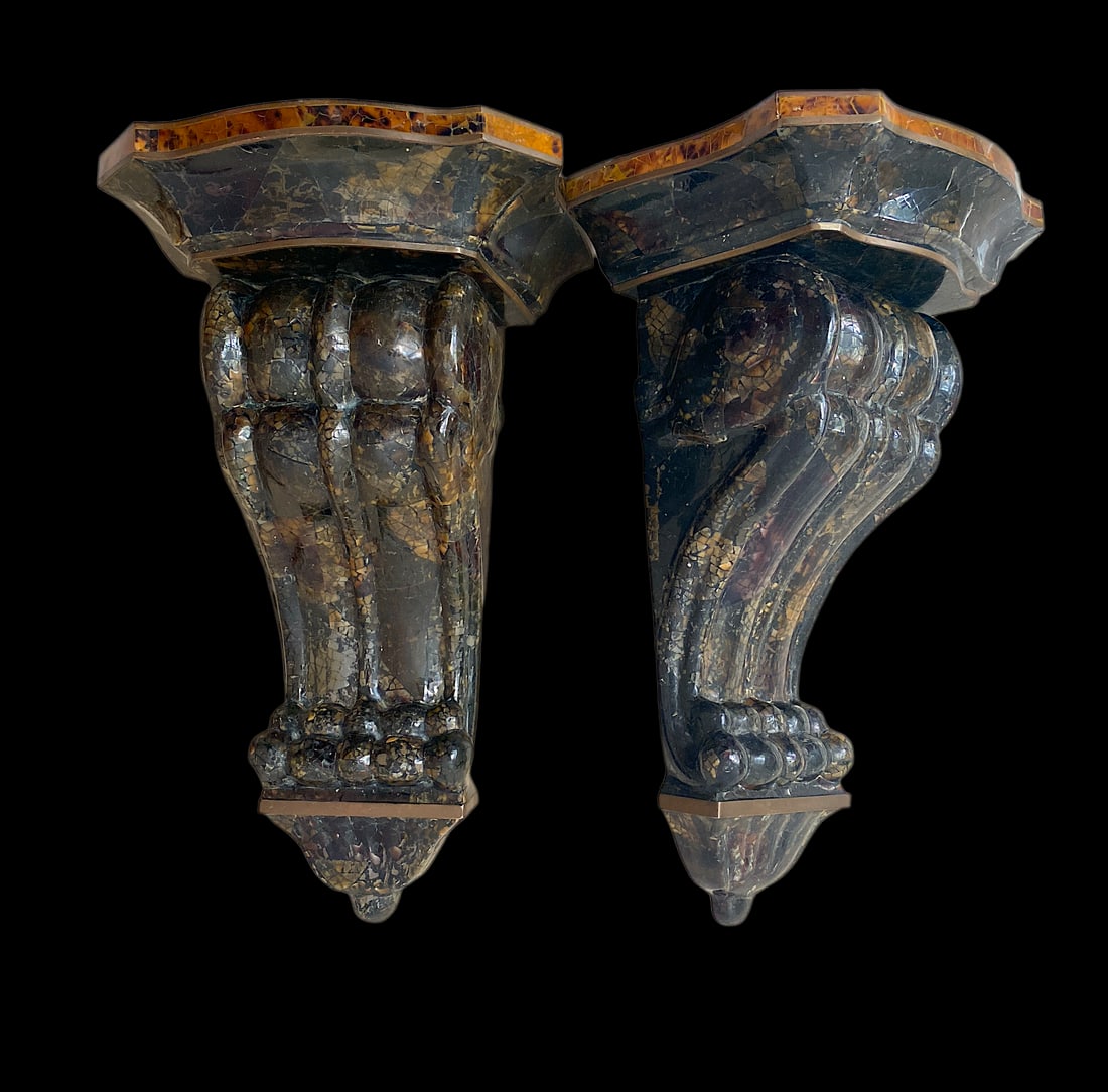 1980s Large Pair of Tessellated Pen Shell and Brass Wall Brackets Attributed to Maitland-Smith - 11