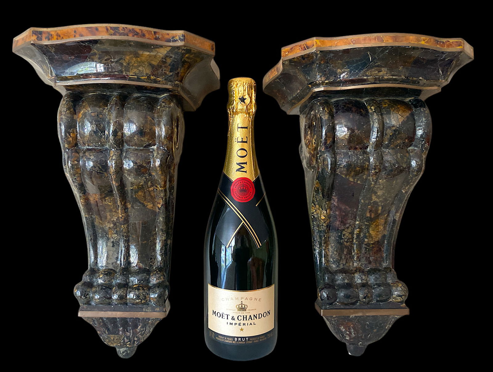 1980s Large Pair of Tessellated Pen Shell and Brass Wall Brackets Attributed to Maitland-Smith - 2