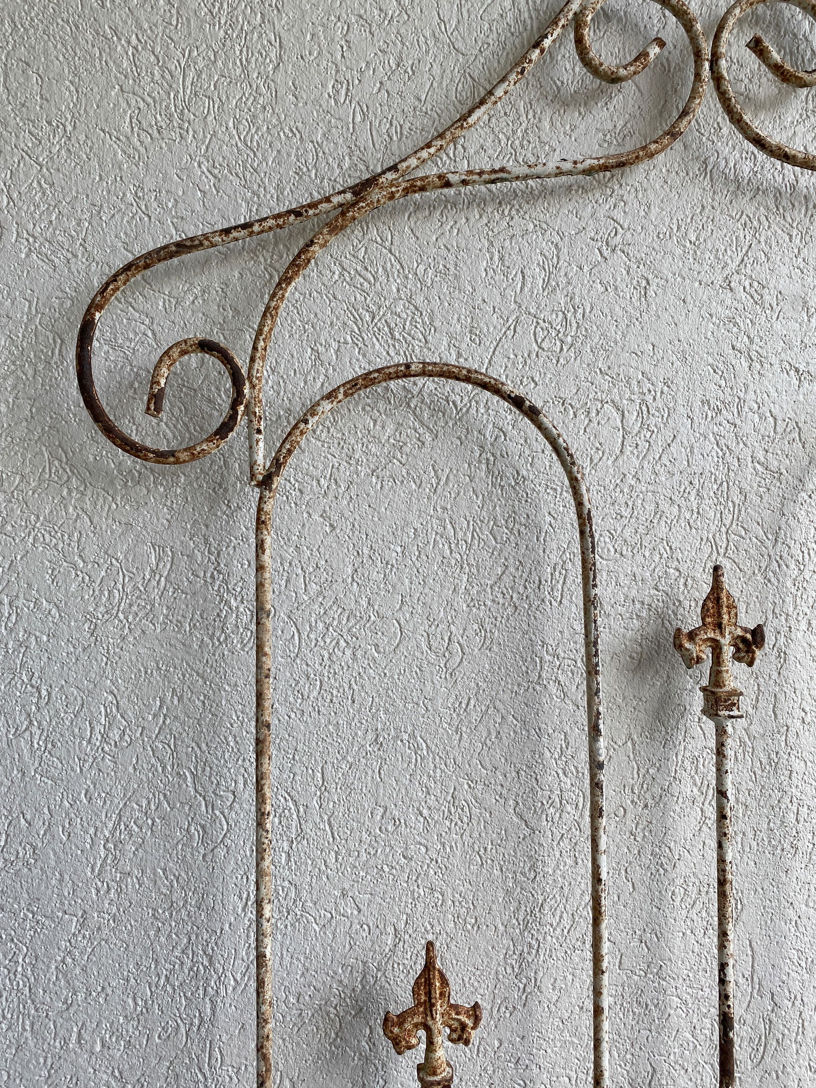 Early 20th Century Monumental French Antique Iron Trellis With Fleur De Lis and Pagoda Details - A P - 11