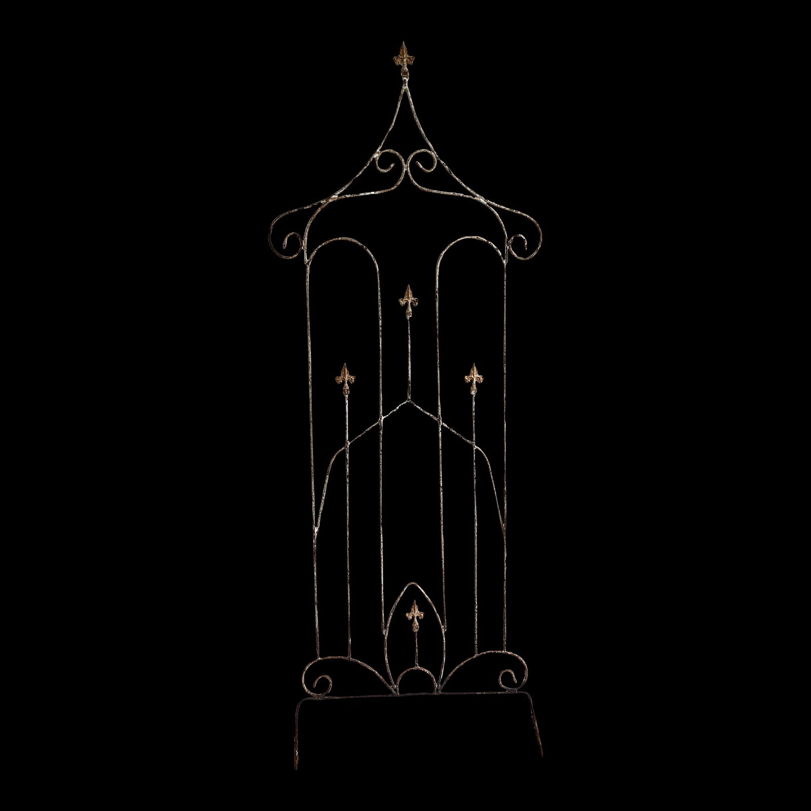 Early 20th Century Monumental French Antique Iron Trellis With Fleur De Lis and Pagoda Details - A P - 2