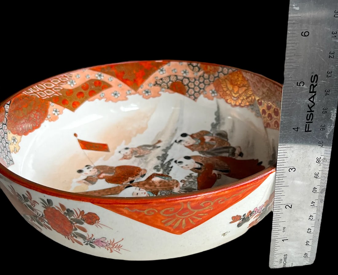 19th Century Antique Meiji Period Kutani-Style Imari Porcelain Nesting Bowls- Set of 3 - 9