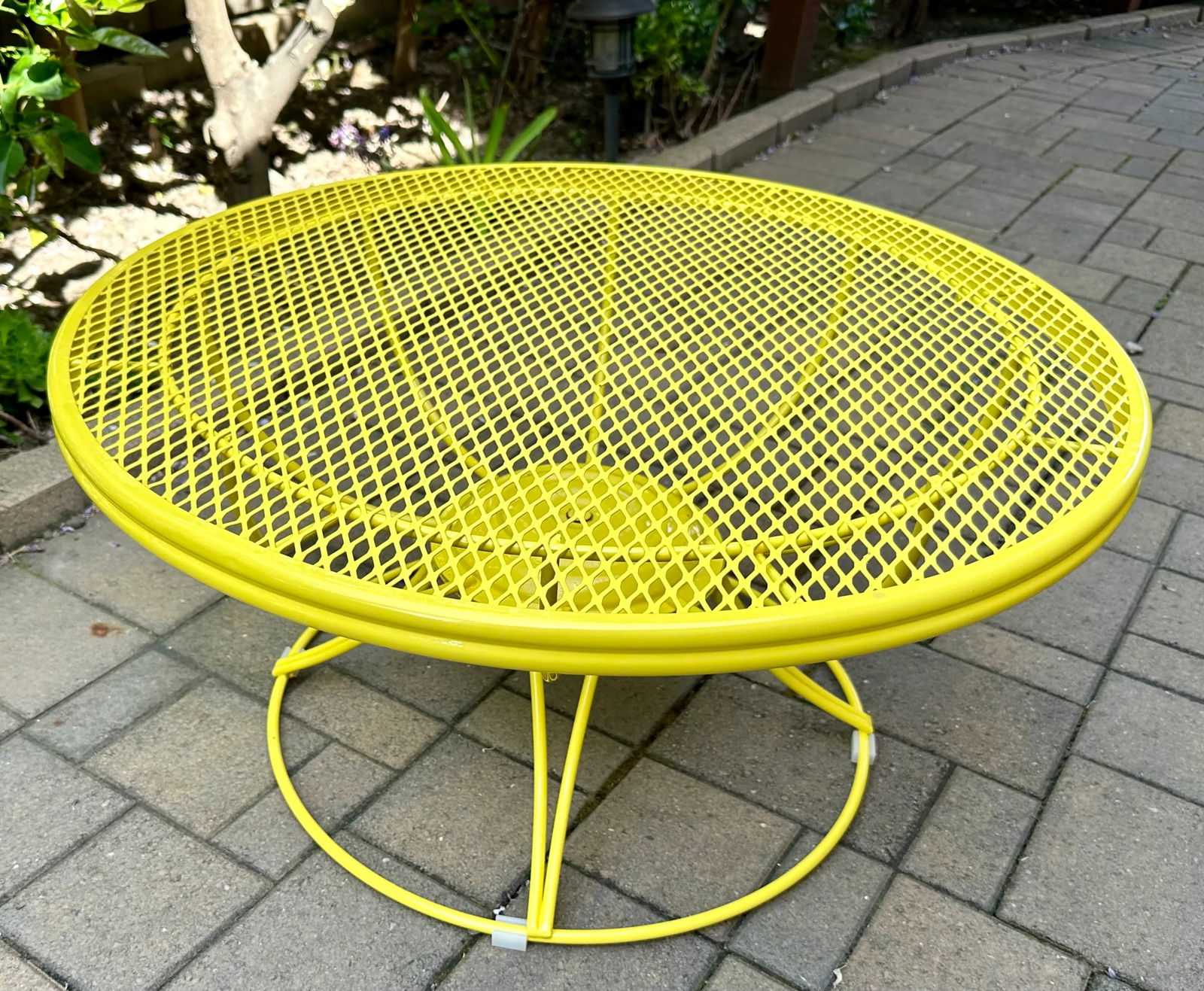 Homecrest Circular Lazy Susan Coffee Table - 2