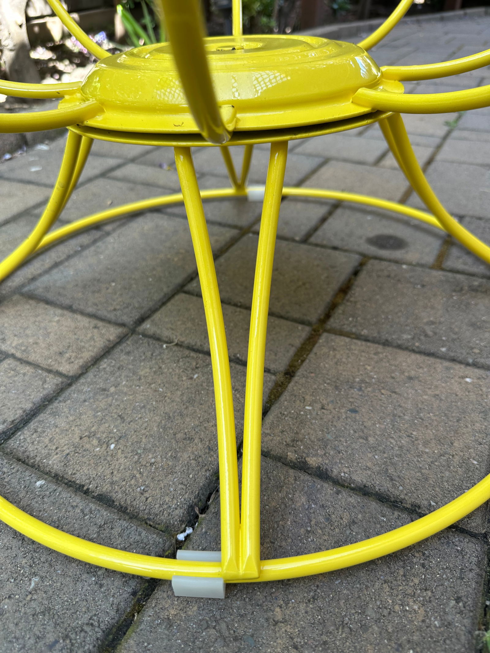 Homecrest Circular Lazy Susan Coffee Table - 4