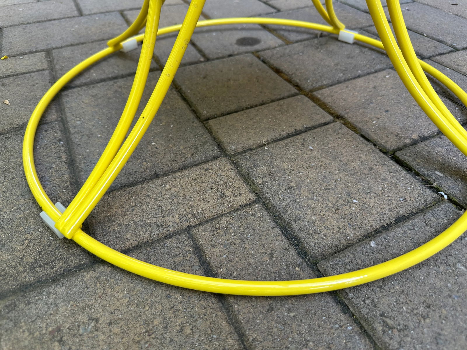 Homecrest Circular Lazy Susan Coffee Table - 6