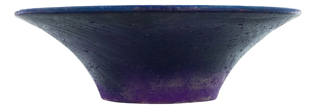Fantoni for Raymor Deep Purple and Blue Ceramic Bowl 1955: Fantoni for Raymor Deep Purple and Blue Ceramic Bowl 1955 Dimensions: 9" diameter 3.5" high Signed underside [Fantoni Italy for Raymor] Condition: good original vintage conditional Condition: Alterati