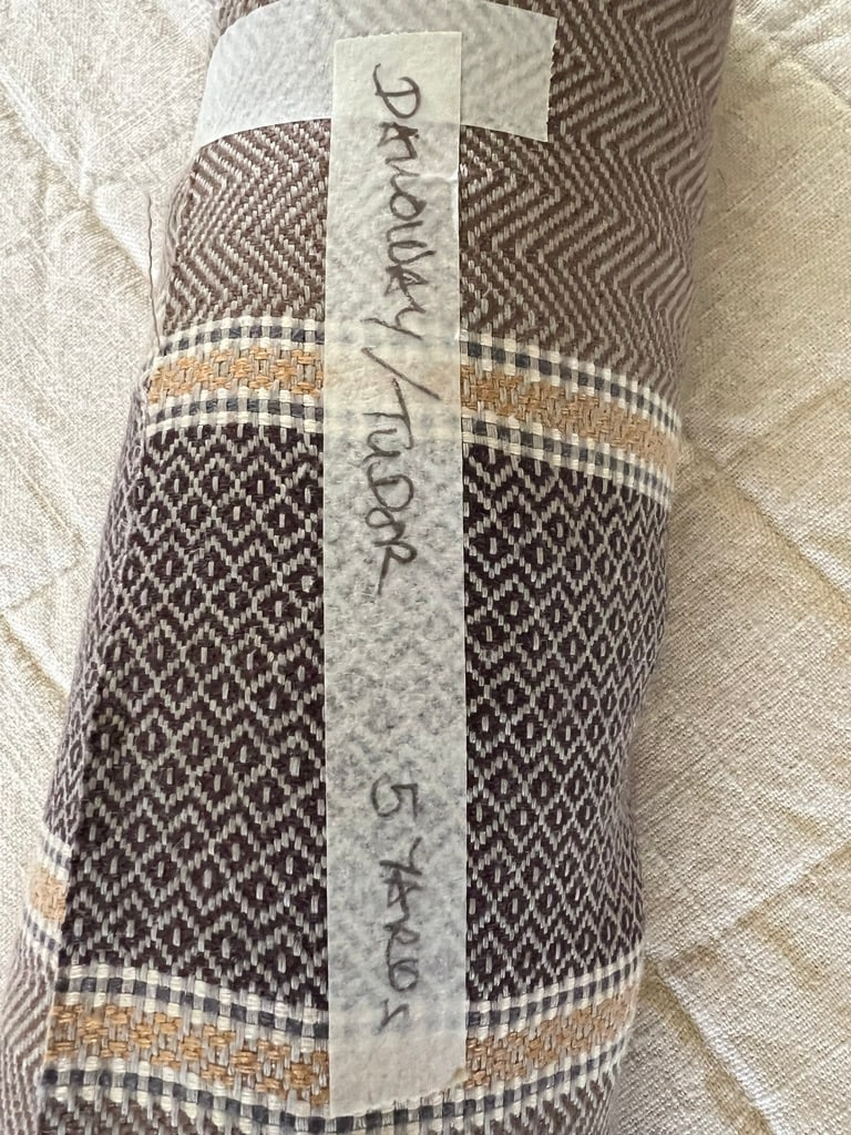 Rogers & Goffigon "Dalloway" Linen in Tudor Brown - 5 Yards - 2
