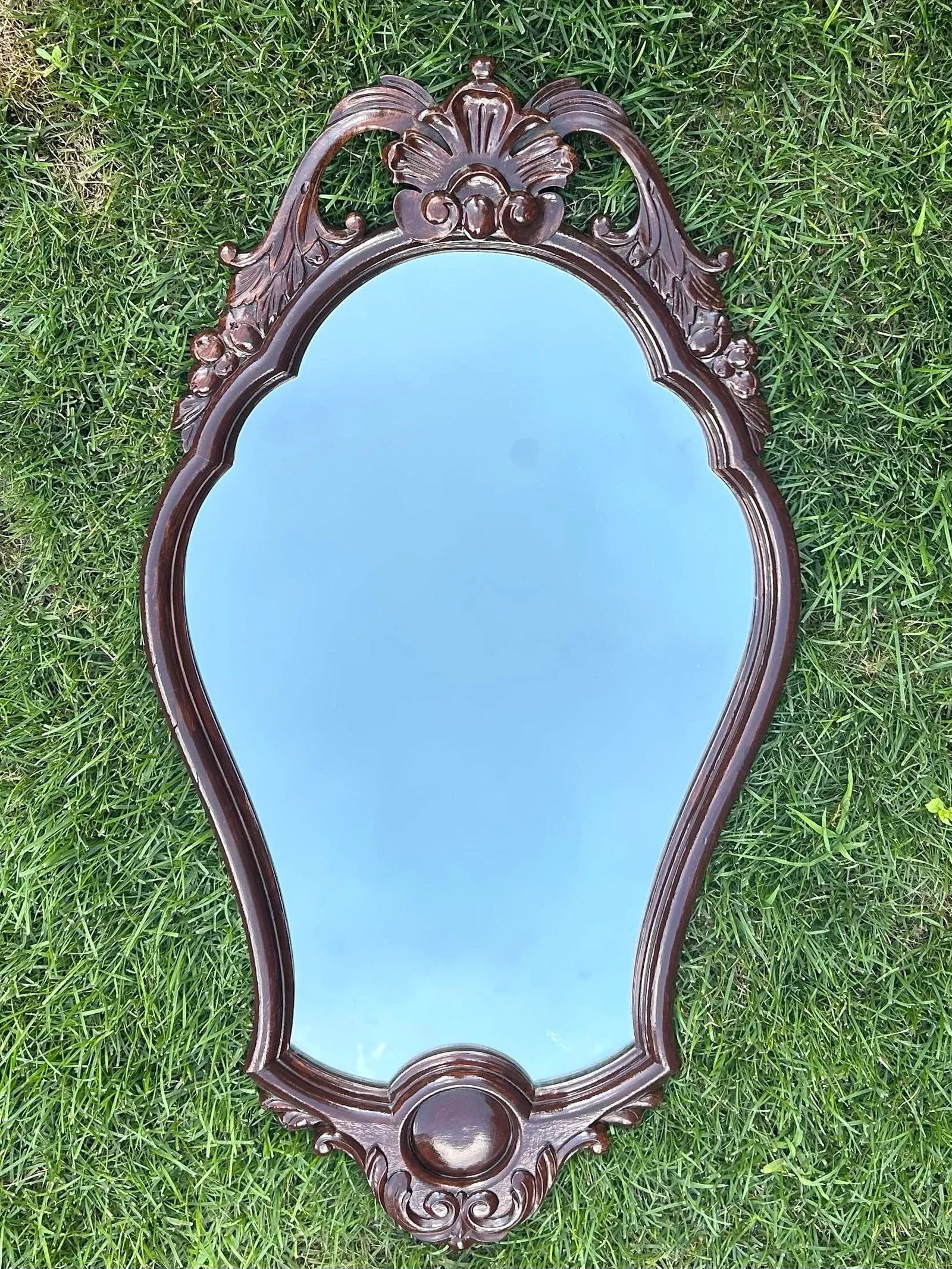 Circa 1940s Vintage Rococo Style Mirror with Carved Floral Motifs, In the Style of Louis XV - 2