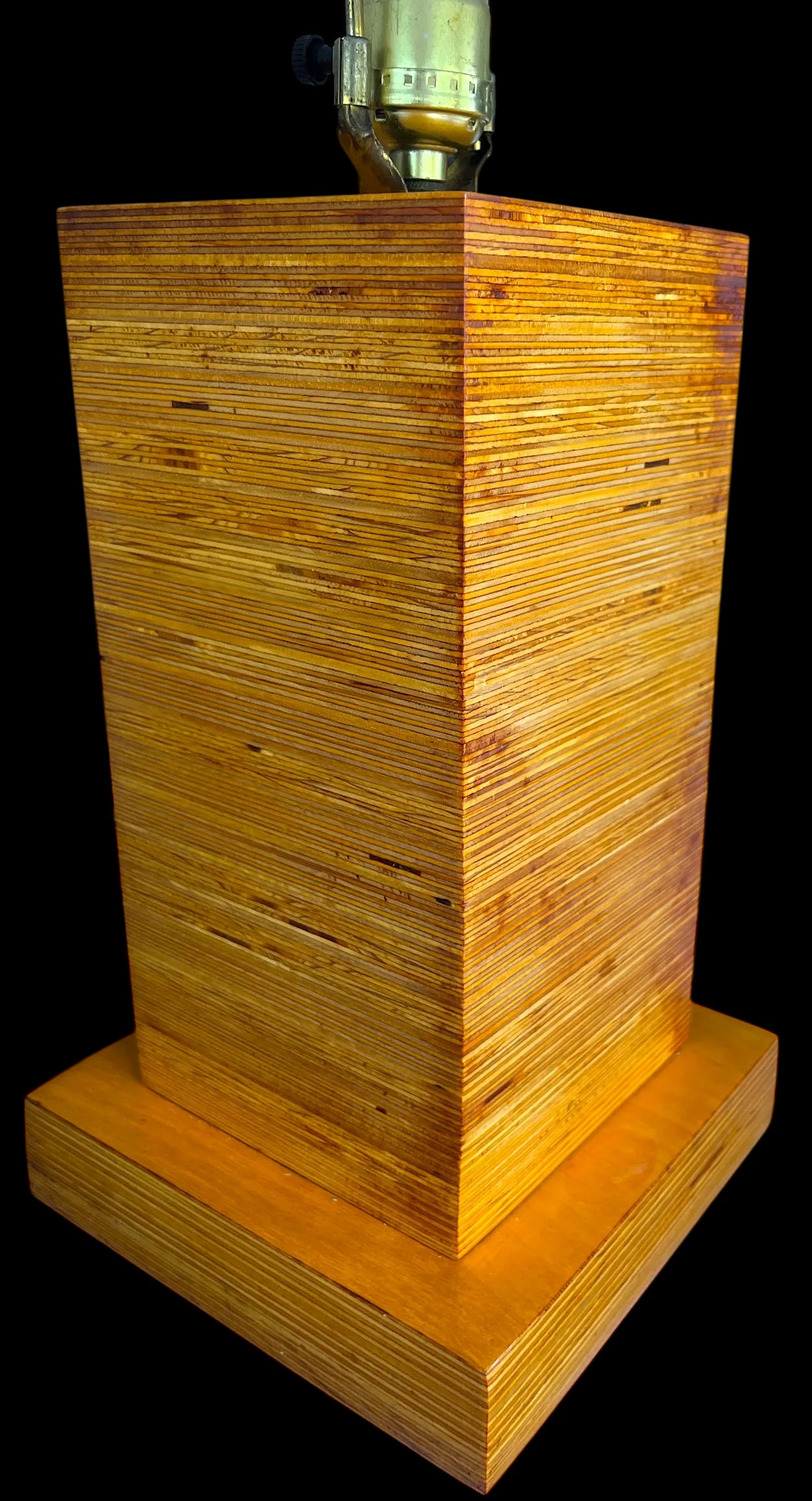 1970s Craftsman-Made Stacked and Laminated Plywood Table Lamp With Linen Shade - 5