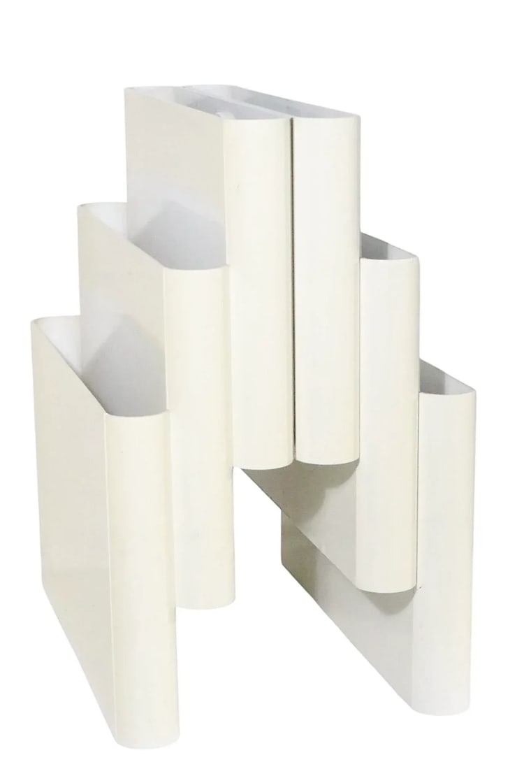 1970s Post Modern Space Age Italian Design Plastic Magazine Rack by Stoppino for Kartell - 7