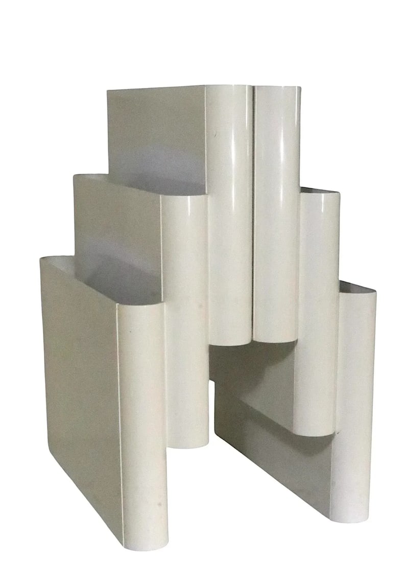 1970s Post Modern Space Age Italian Design Plastic Magazine Rack by Stoppino for Kartell - 8
