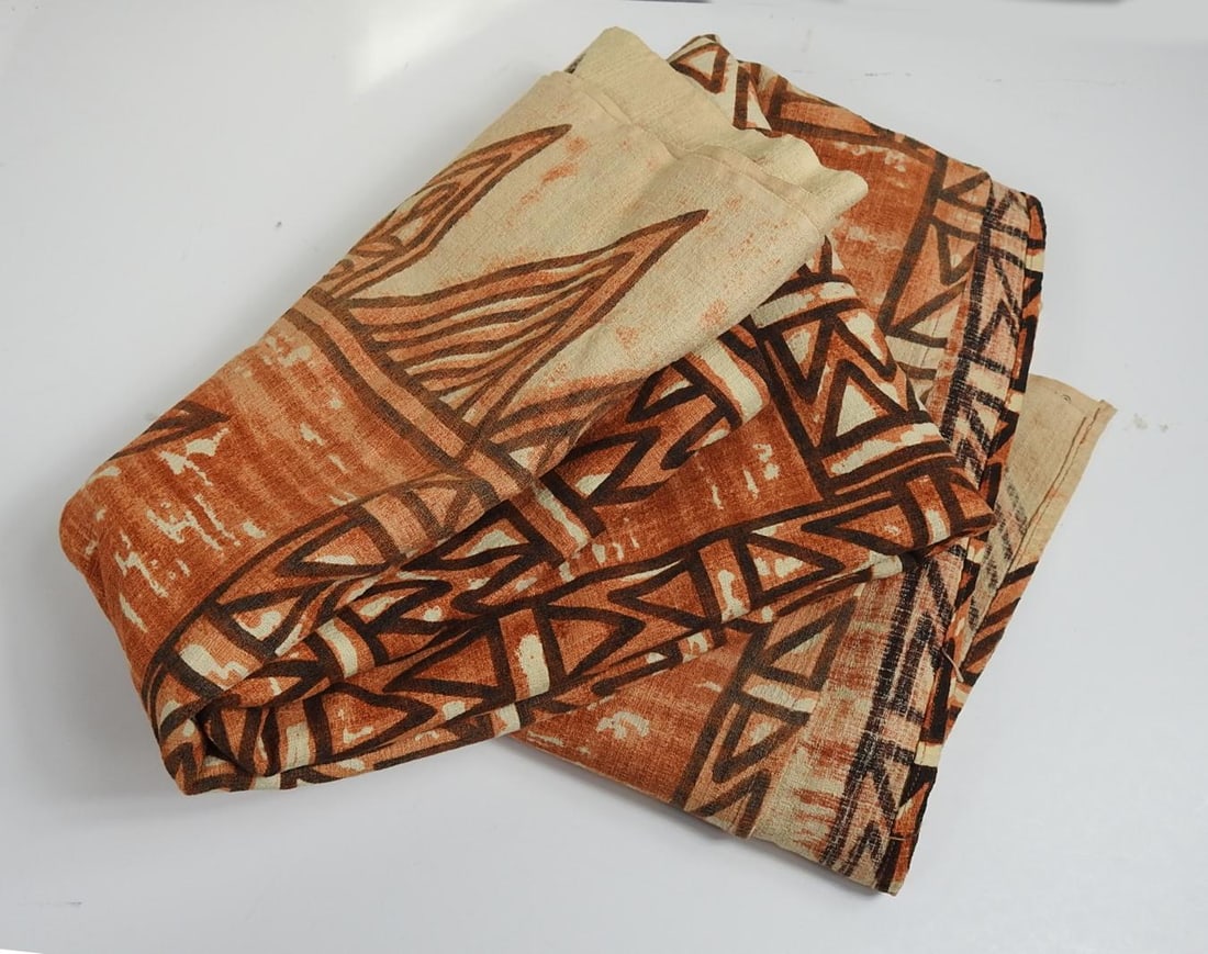 Mid 20th Century Gordon Hawaiian Tiki Tapa Print Fabric 2+ Yards - 3