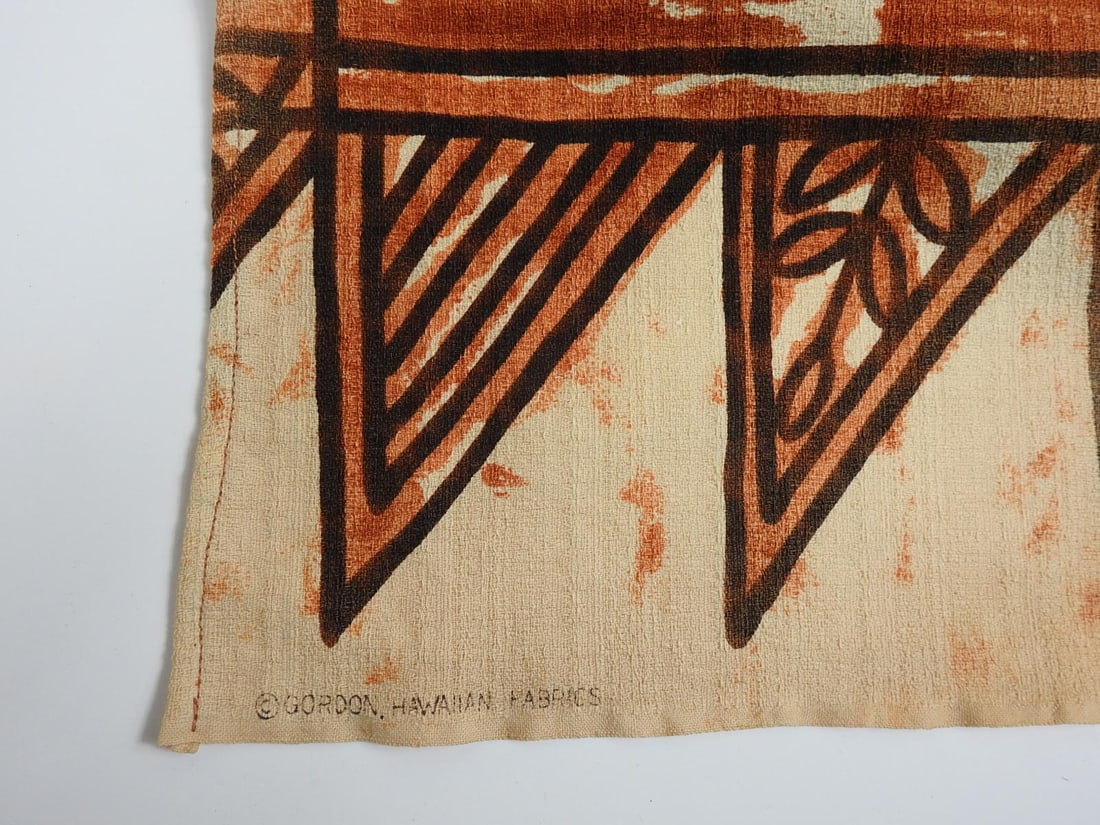 Mid 20th Century Gordon Hawaiian Tiki Tapa Print Fabric 2+ Yards - 5