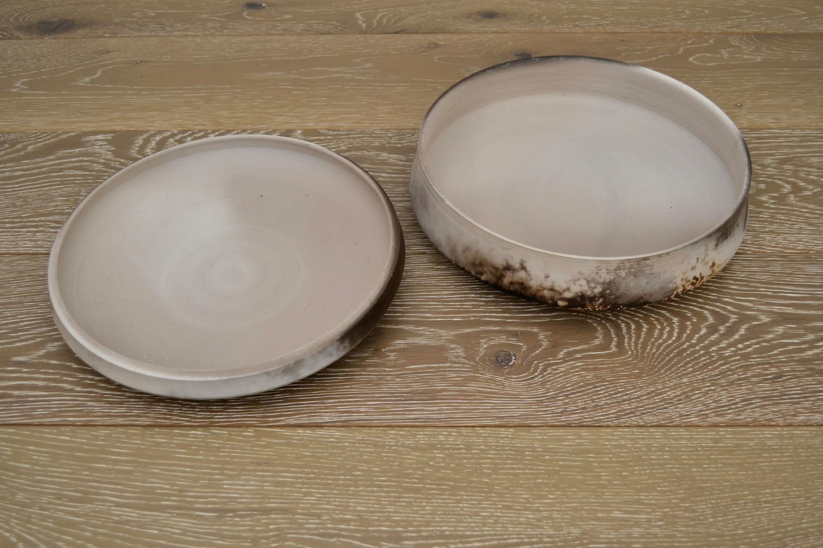 Mid Century Covered Pottery Bowl - 3