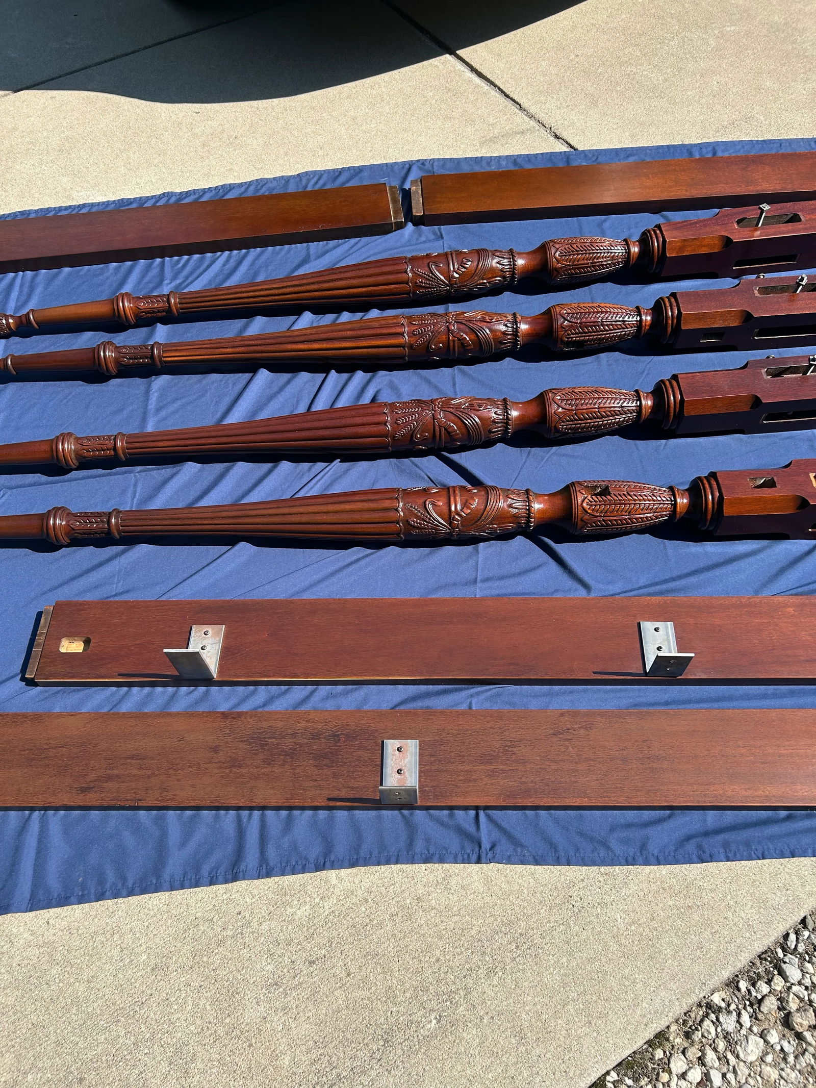 Lexington, Full/Double Size, 4-Poster Cherry Bed, Ornately Carved Rice Design, Reeded Posts, Brass D - 6