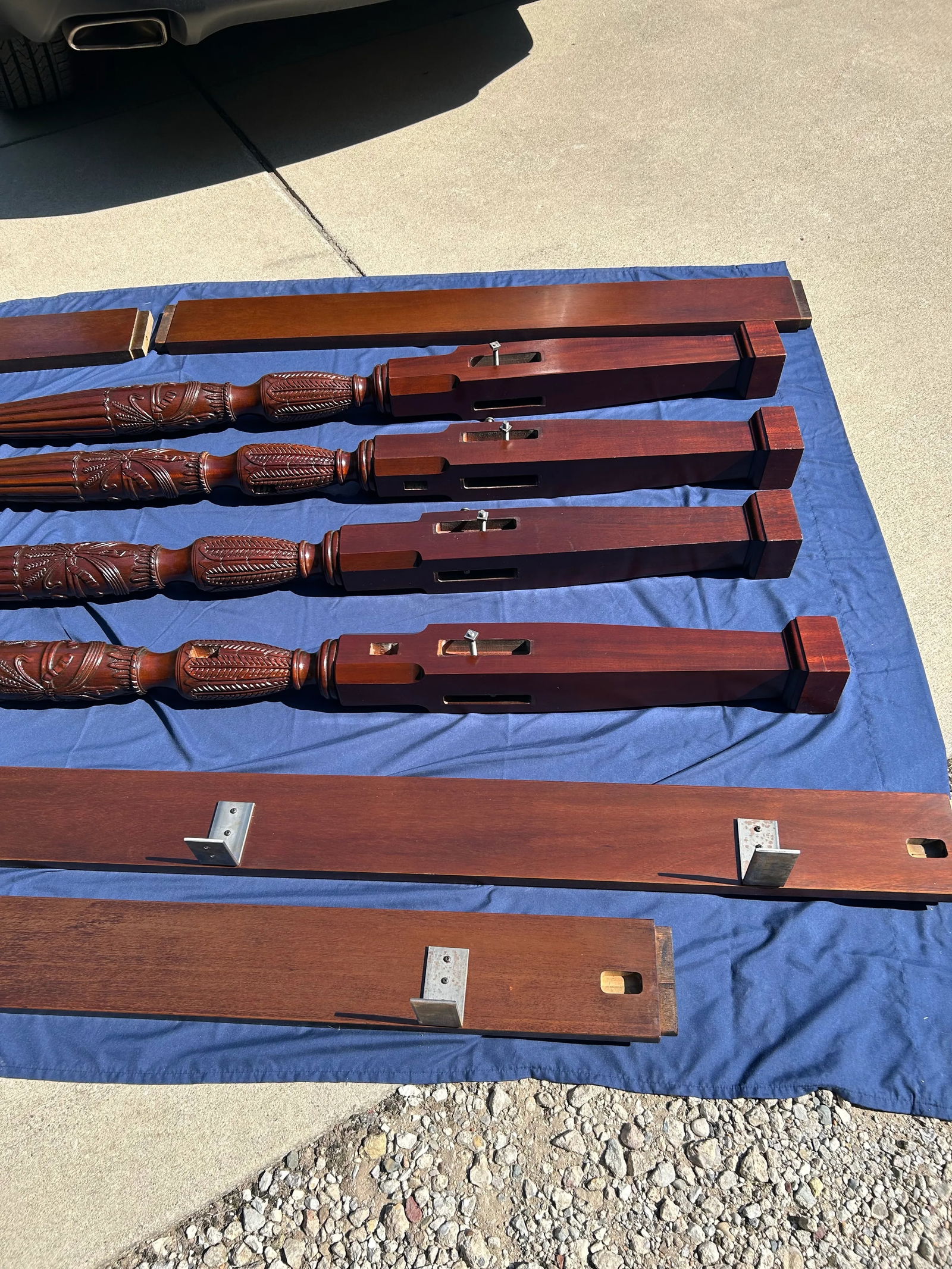 Lexington, Full/Double Size, 4-Poster Cherry Bed, Ornately Carved Rice Design, Reeded Posts, Brass D - 7