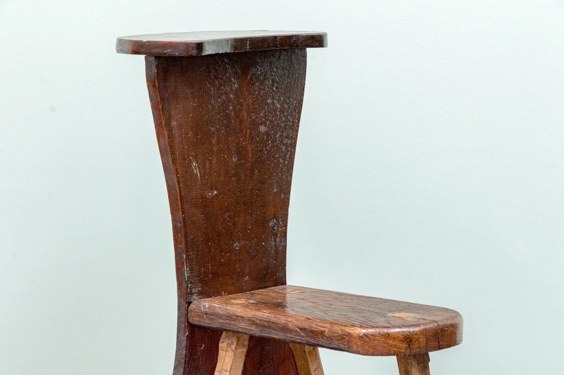 Early 20th Century One of a Kind Artisanal Primitive Hand-Carved Wood Chair - 4