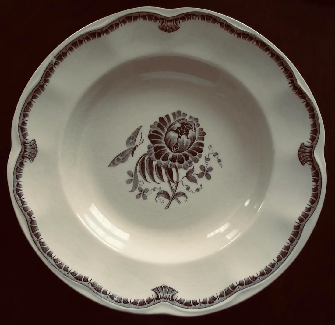 Gefle "Hera" Cream and Brown Glazed Porcelain China 56-Pc Dinnerware Set Circa 1930s by Herbert - 4