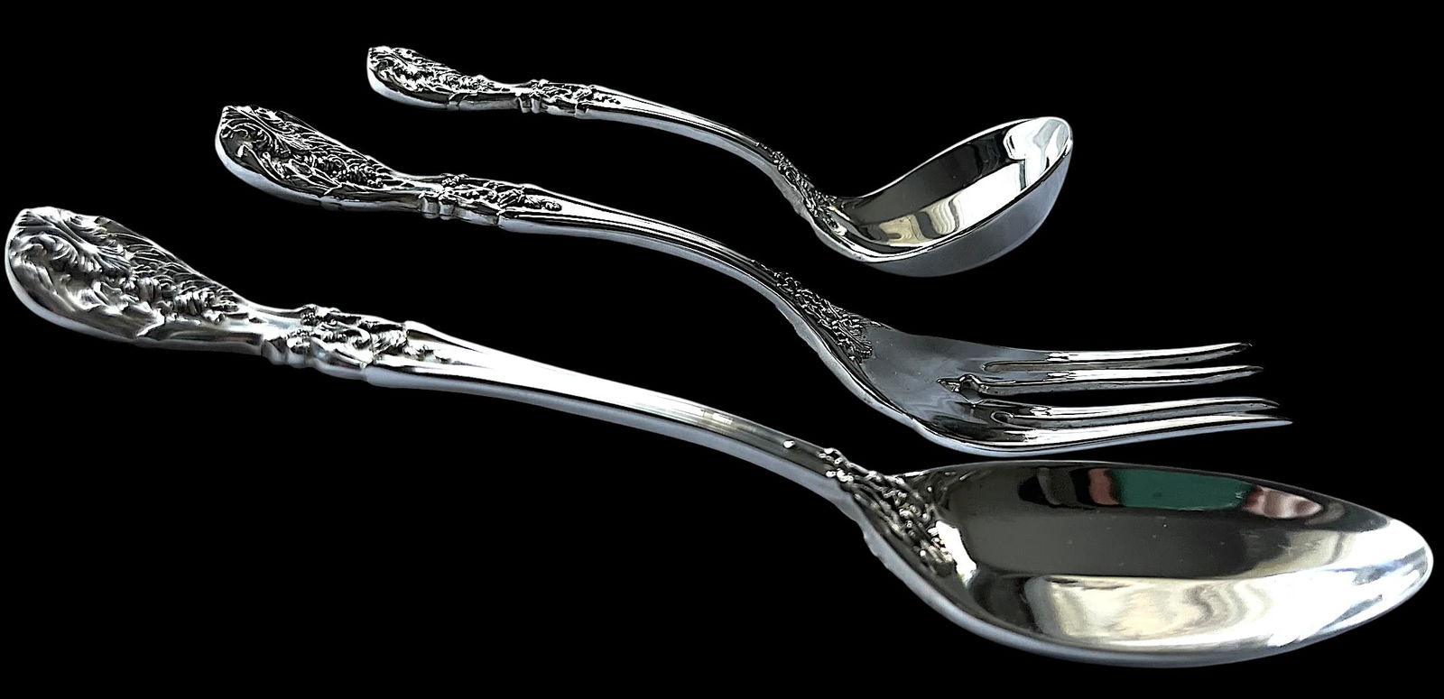 1980s Fb Rogers & Sons "French Rose" After Francis I Silver Plated Flatware Service for 10 With Serv - 4