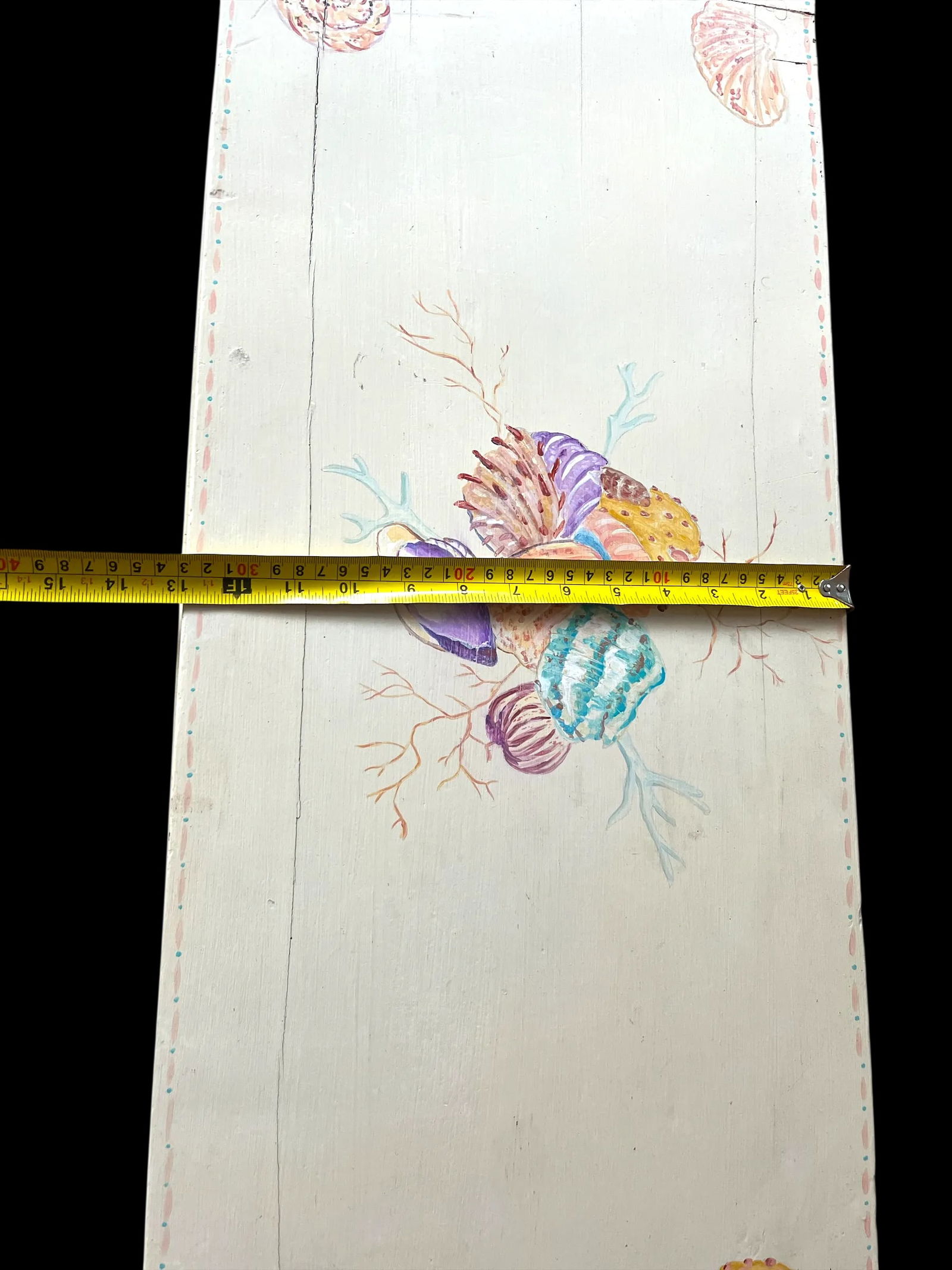 Early 20th Century Hand-Painted Large Seed Box With Seashell and Coral Motif - 10