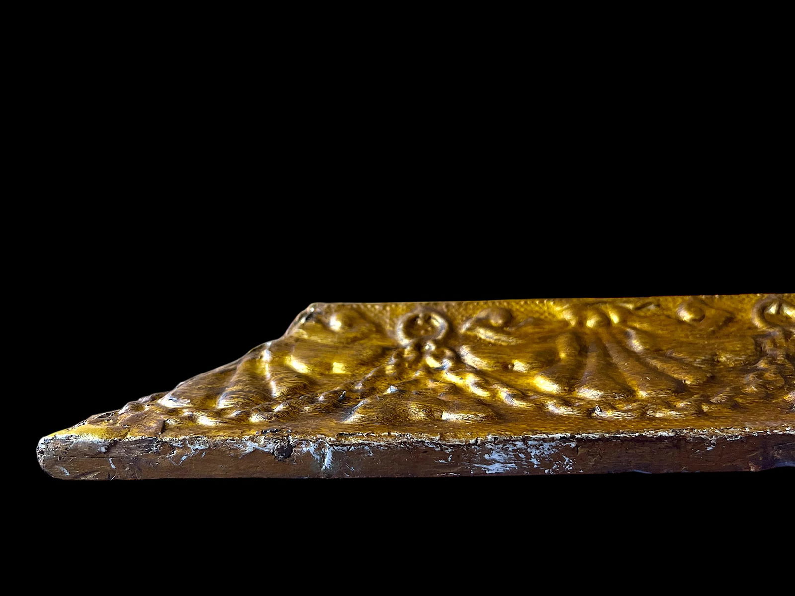 Antique Louis XVI Giltwood Frame With Shell & Garland Detailing, 19th Century - 5