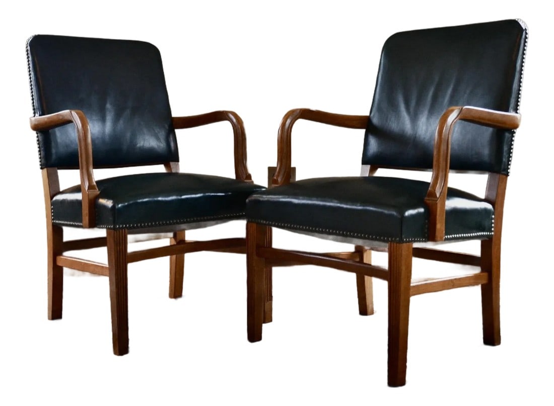 Mid 20th Century Gunlocke American Modernist Maple & Leather Armchairs - A Pair (1 of 7)