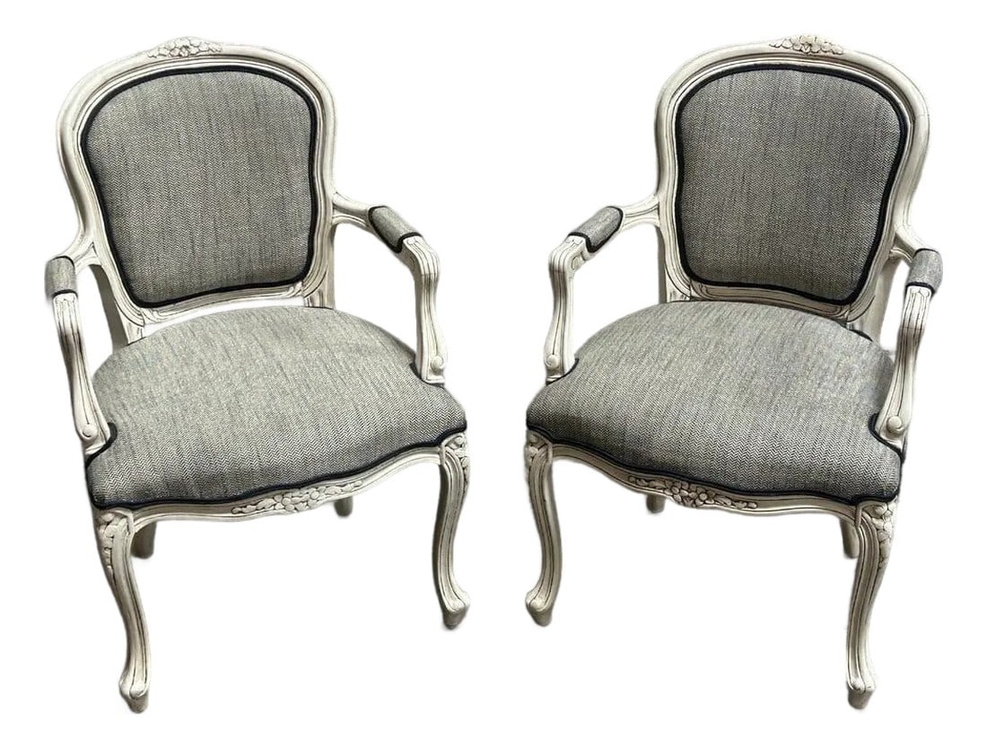 Pair of Vintage Louis XV French Rococo Style Fauteuil Chairs - Fully Restored (1 of 11)